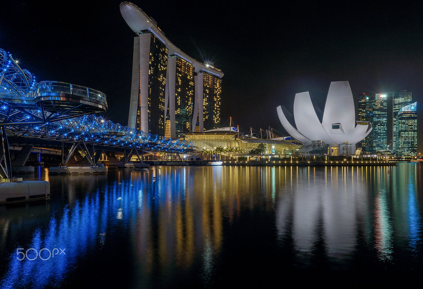 Sony DT 16-105mm F3.5-5.6 sample photo. Singapore | night time photography