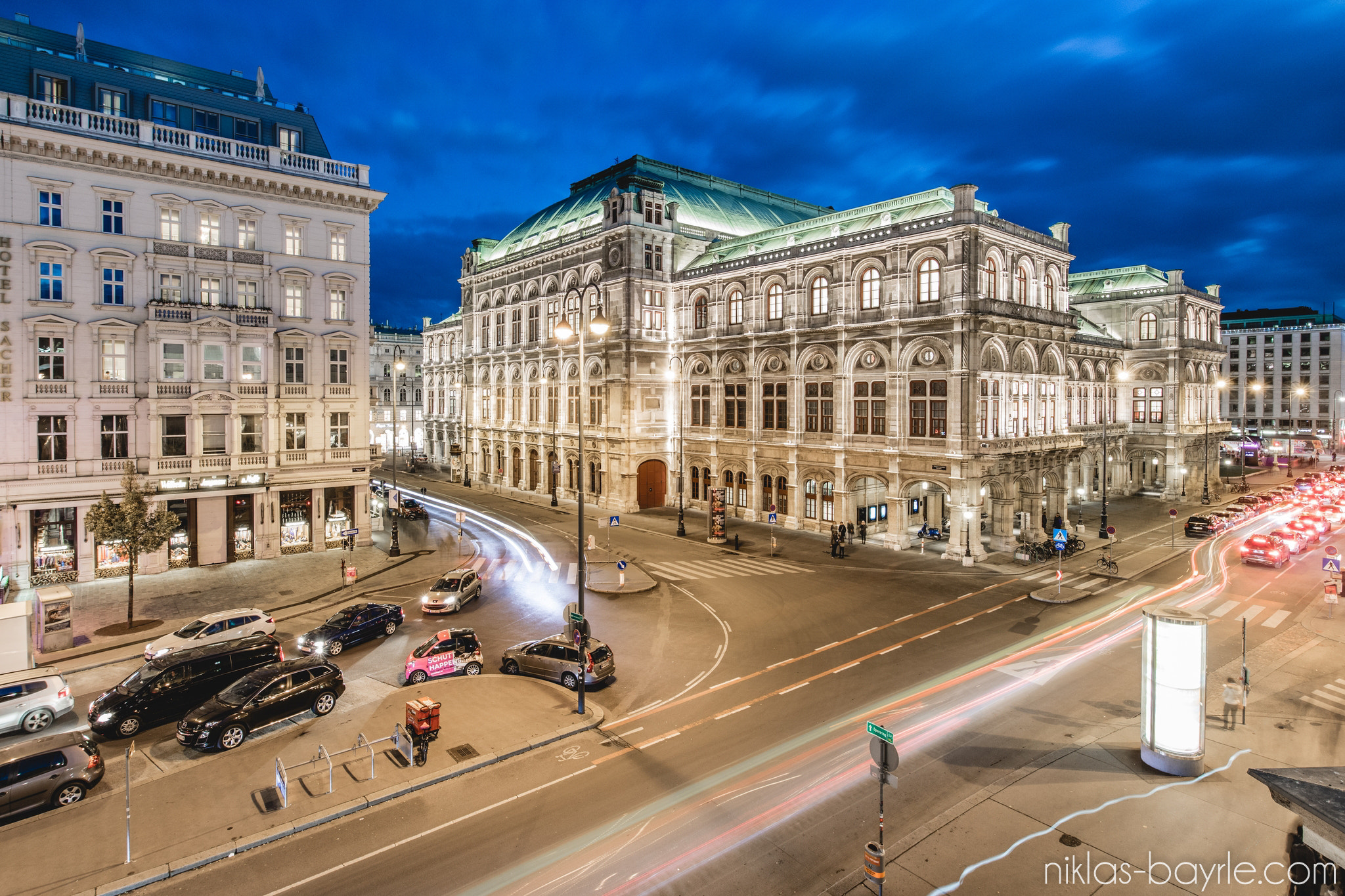 Canon EOS M3 + Canon EF-M 11-22mm F4-5.6 IS STM sample photo. Vienna photography