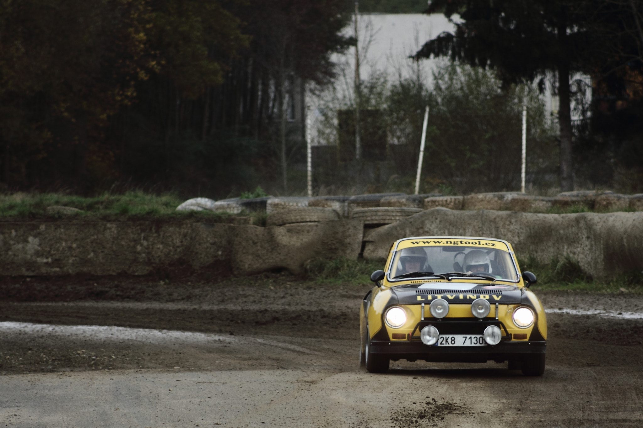 Canon EF 80-200mm F4.5-5.6 II sample photo. Rally photography