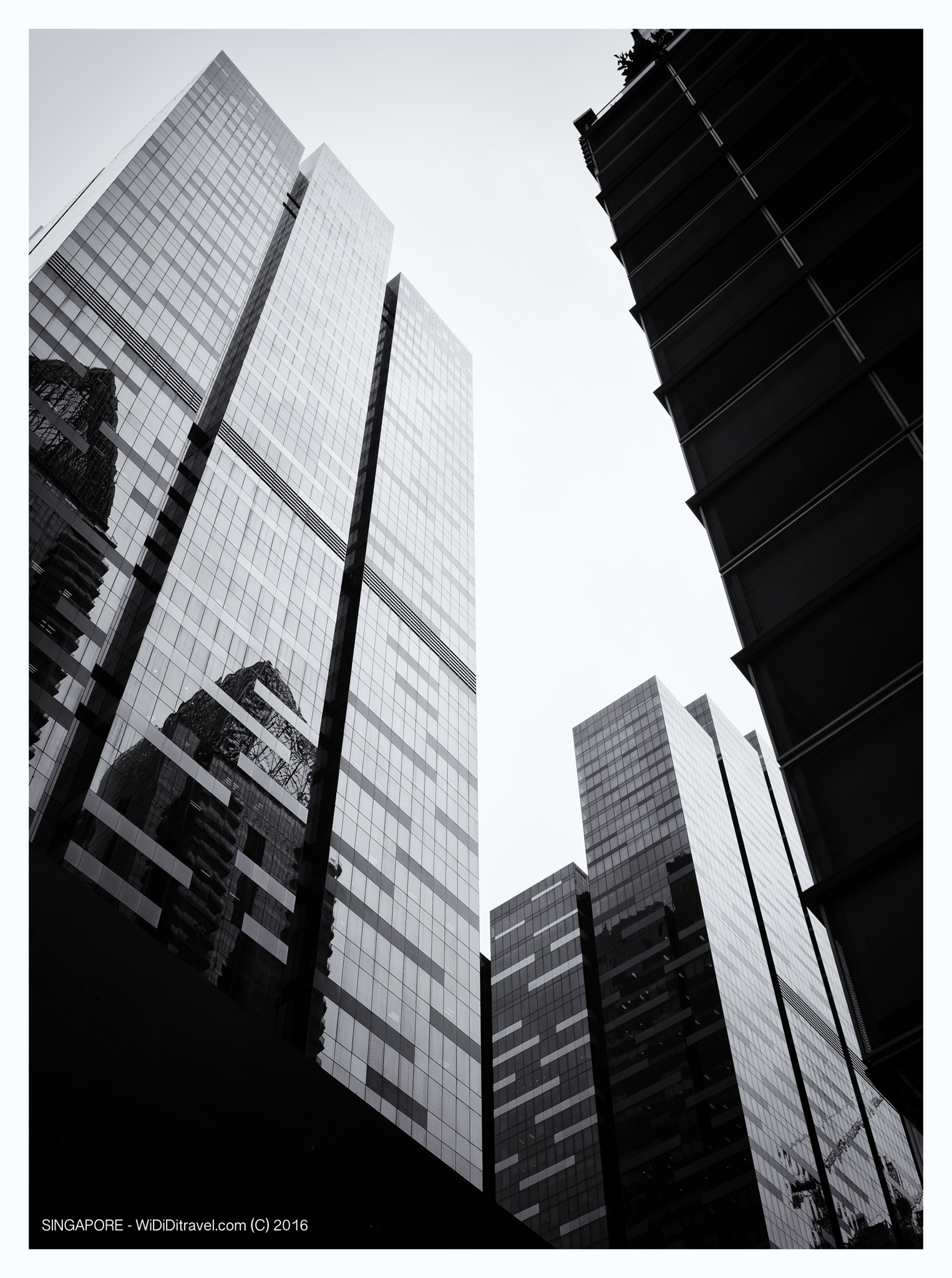 Sigma 35mm F1.4 DG HSM Art sample photo. Gratte ciel photography