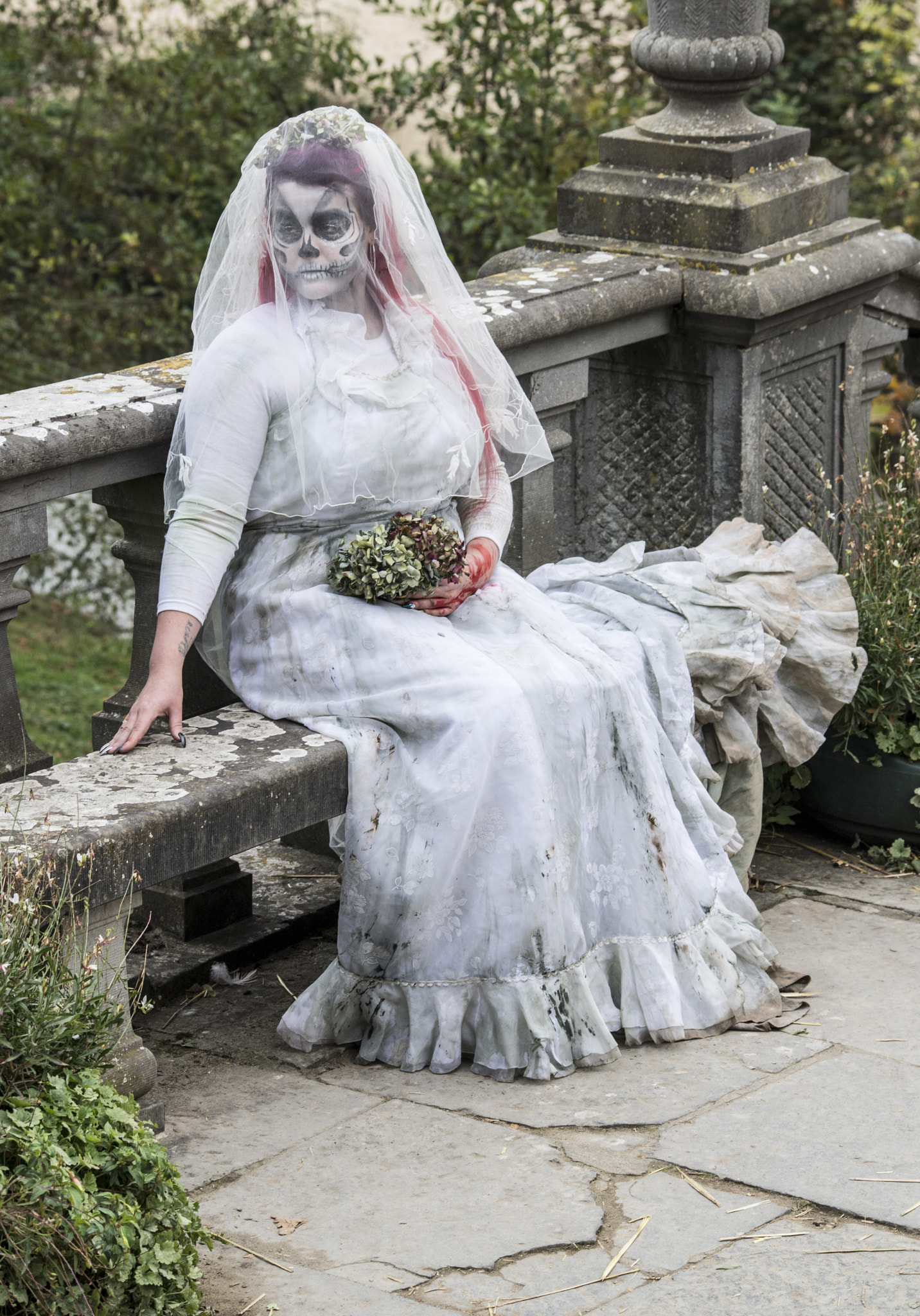 Sigma 120-400mm F4.5-5.6 DG OS HSM sample photo. The abandoned bride photography