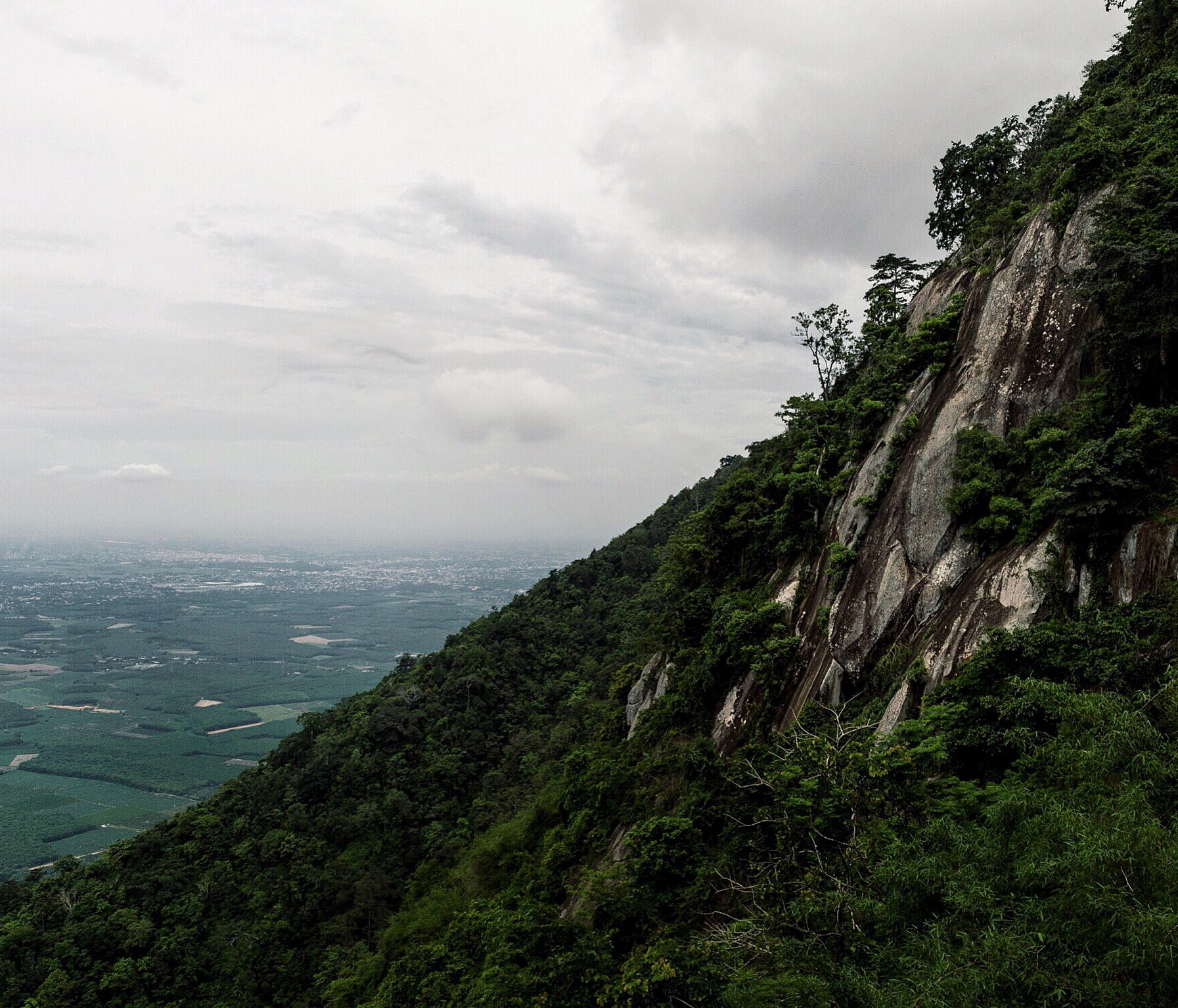 Nikon D3200 sample photo. Black virgin mountain photography