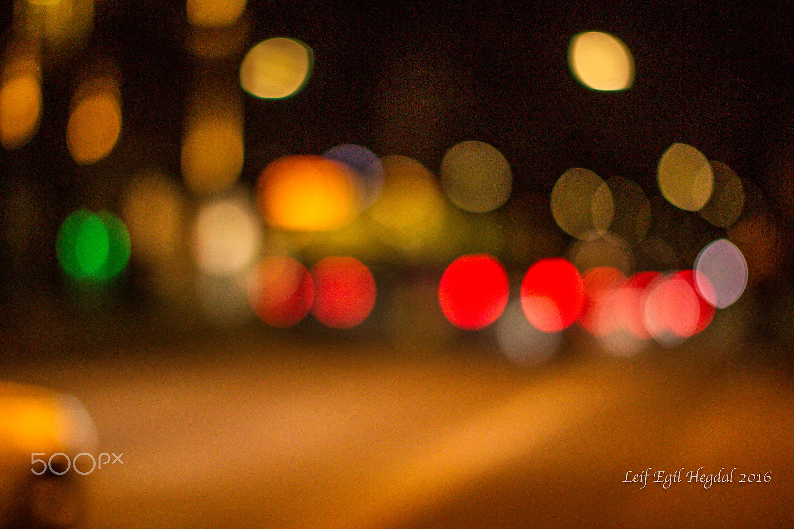 Canon EOS-1D Mark IV sample photo. Traffic photography
