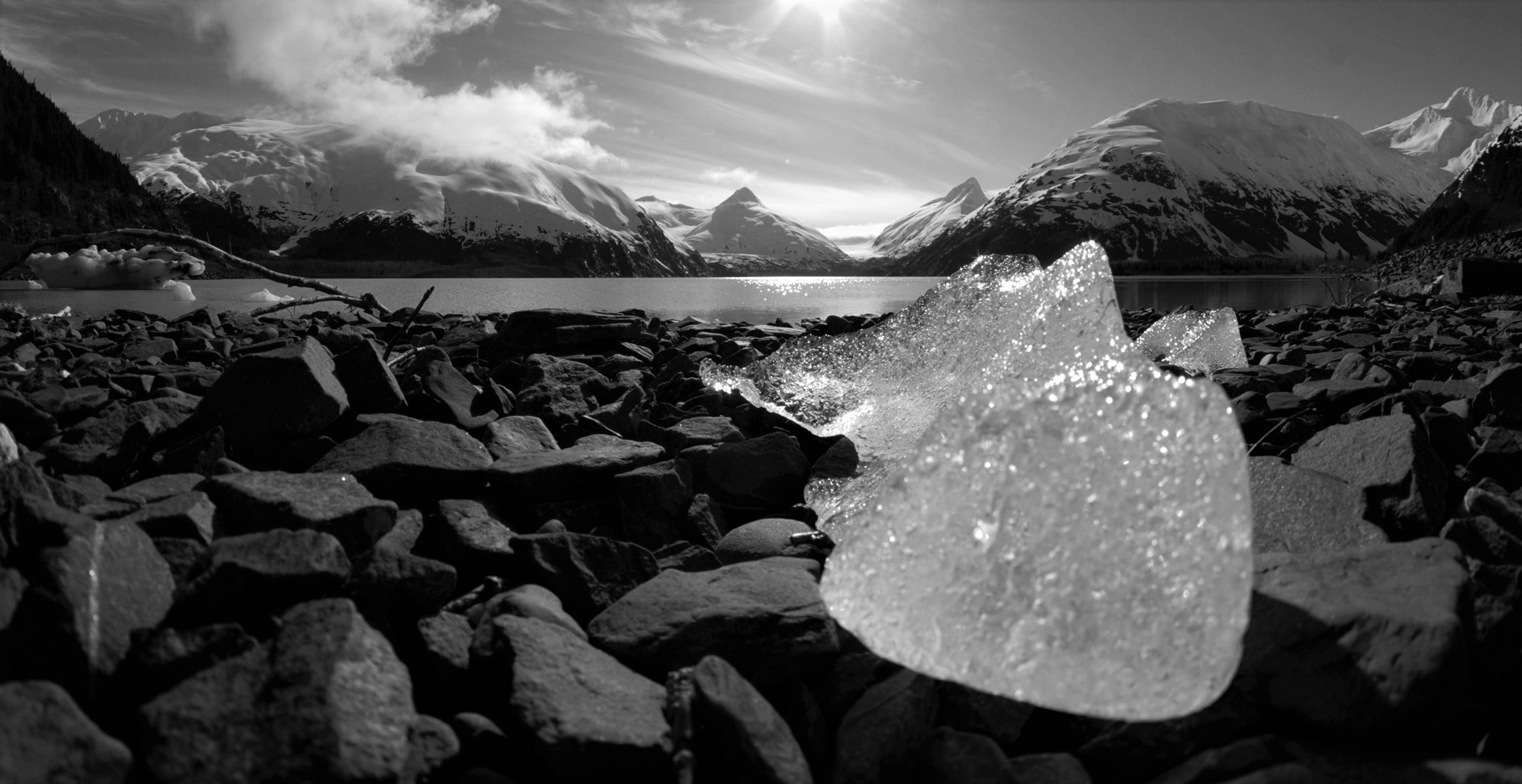 Nikon D80 + Samyang 8mm F3.5 Aspherical IF MC Fisheye sample photo. Glacial ice on a sunny day photography