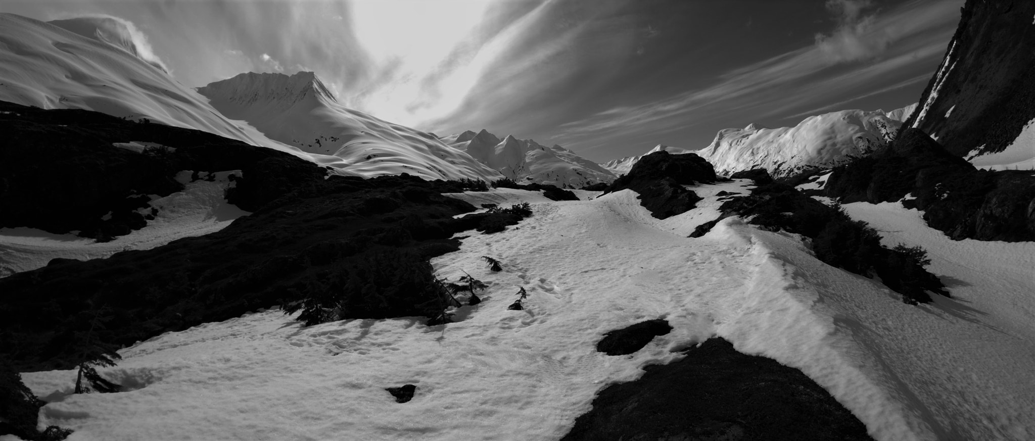 Nikon D80 + Samyang 8mm F3.5 Aspherical IF MC Fisheye sample photo. High in the sky of alaska photography