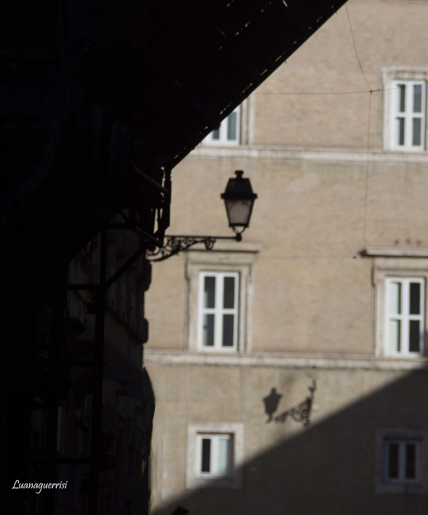 Nikon D3200 sample photo. Gioco di ombre photography