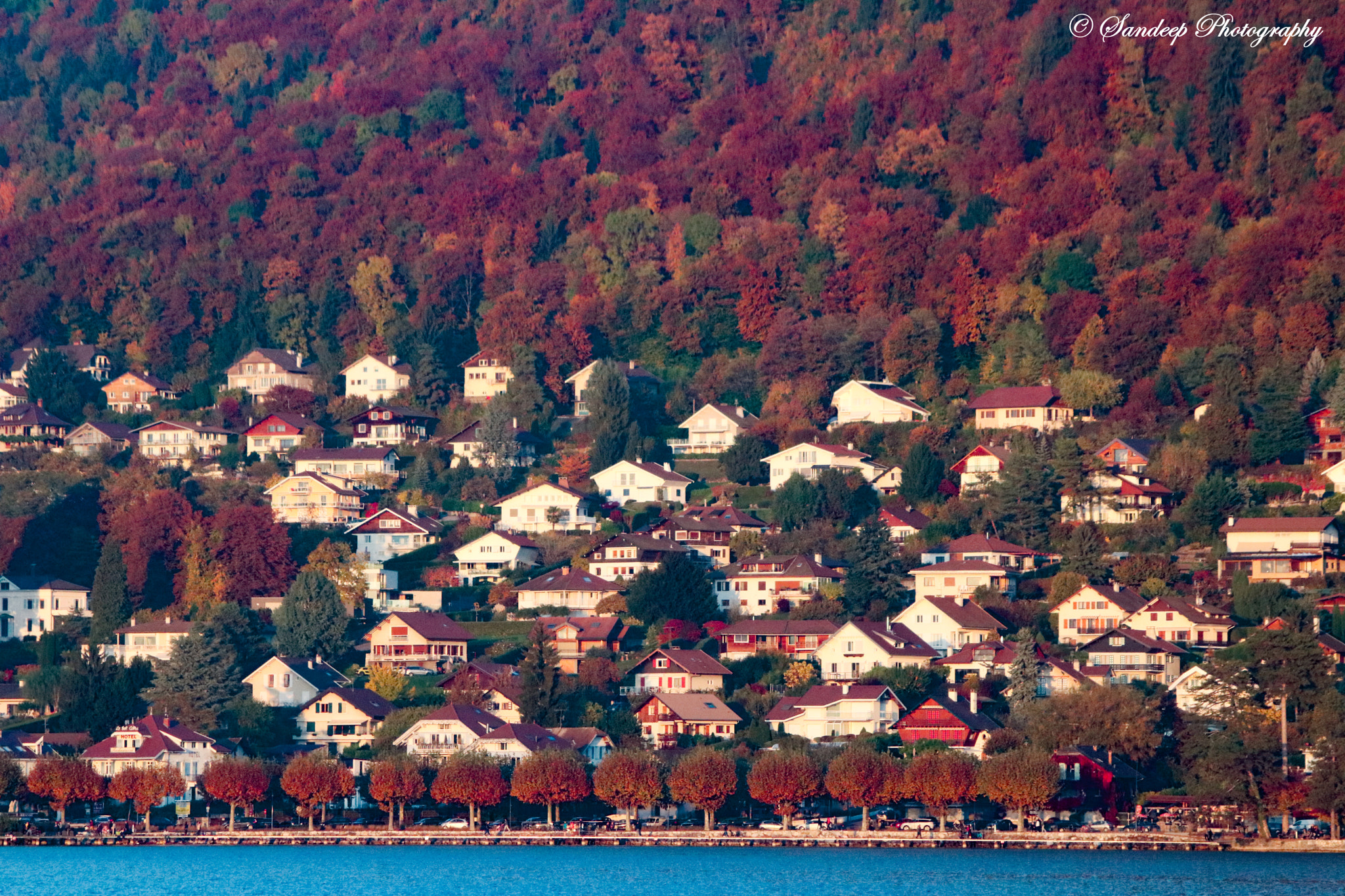 Canon EF-S 55-250mm F4-5.6 IS sample photo. Lake annecy , france photography