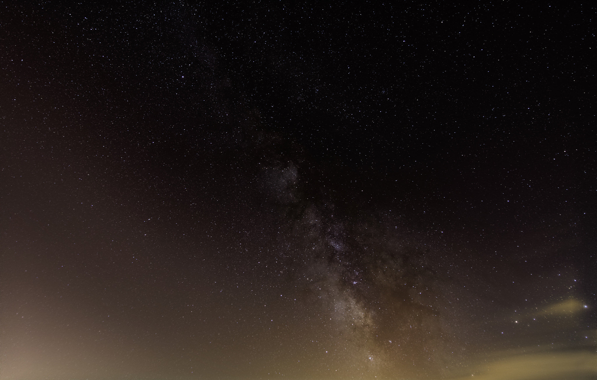 Nikon AF-S Nikkor 14-24mm F2.8G ED sample photo. Sunset of the center of milky way photography
