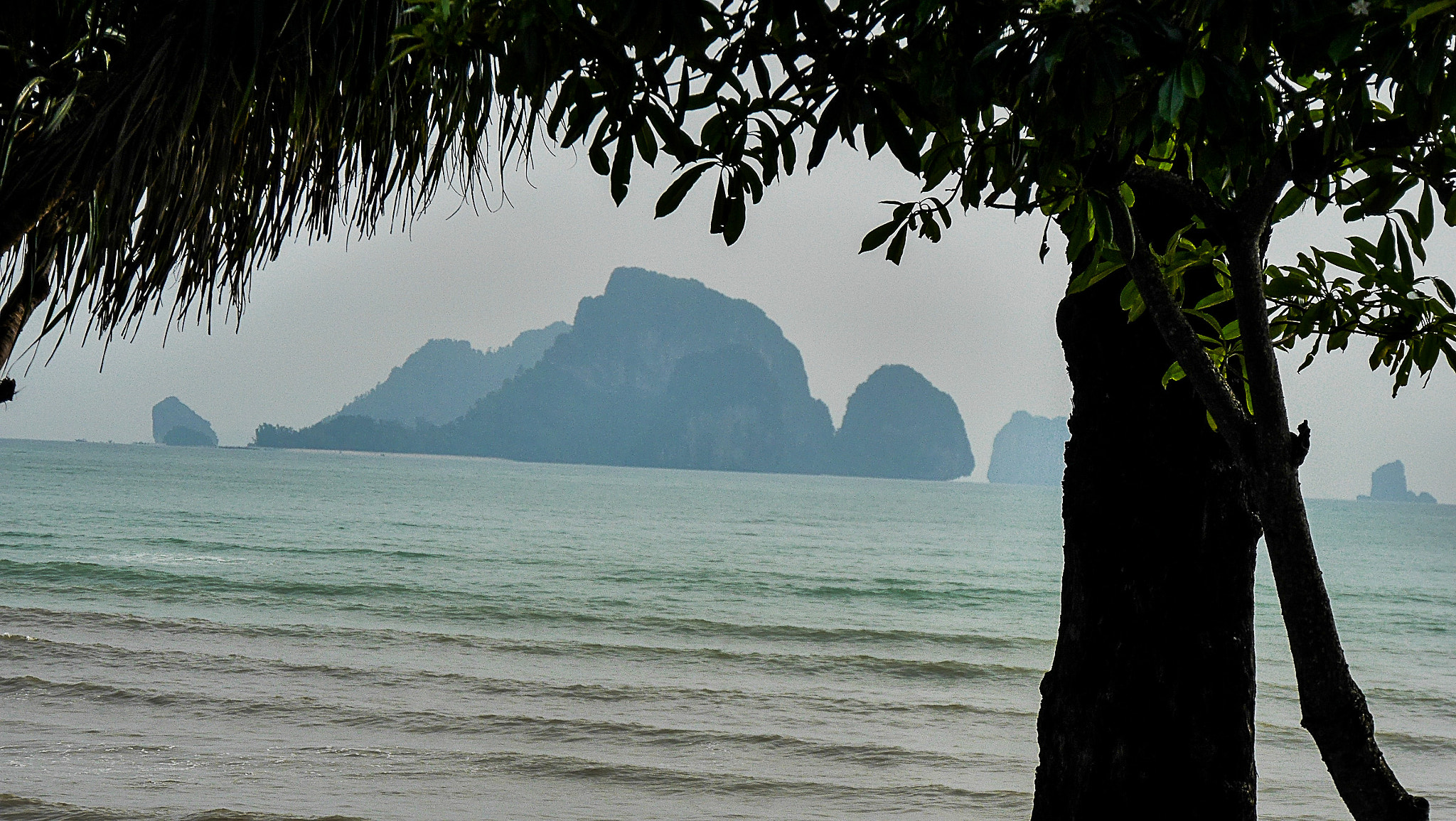 Panasonic Lumix DMC-GX7 sample photo. Ao nang beach thailand photography