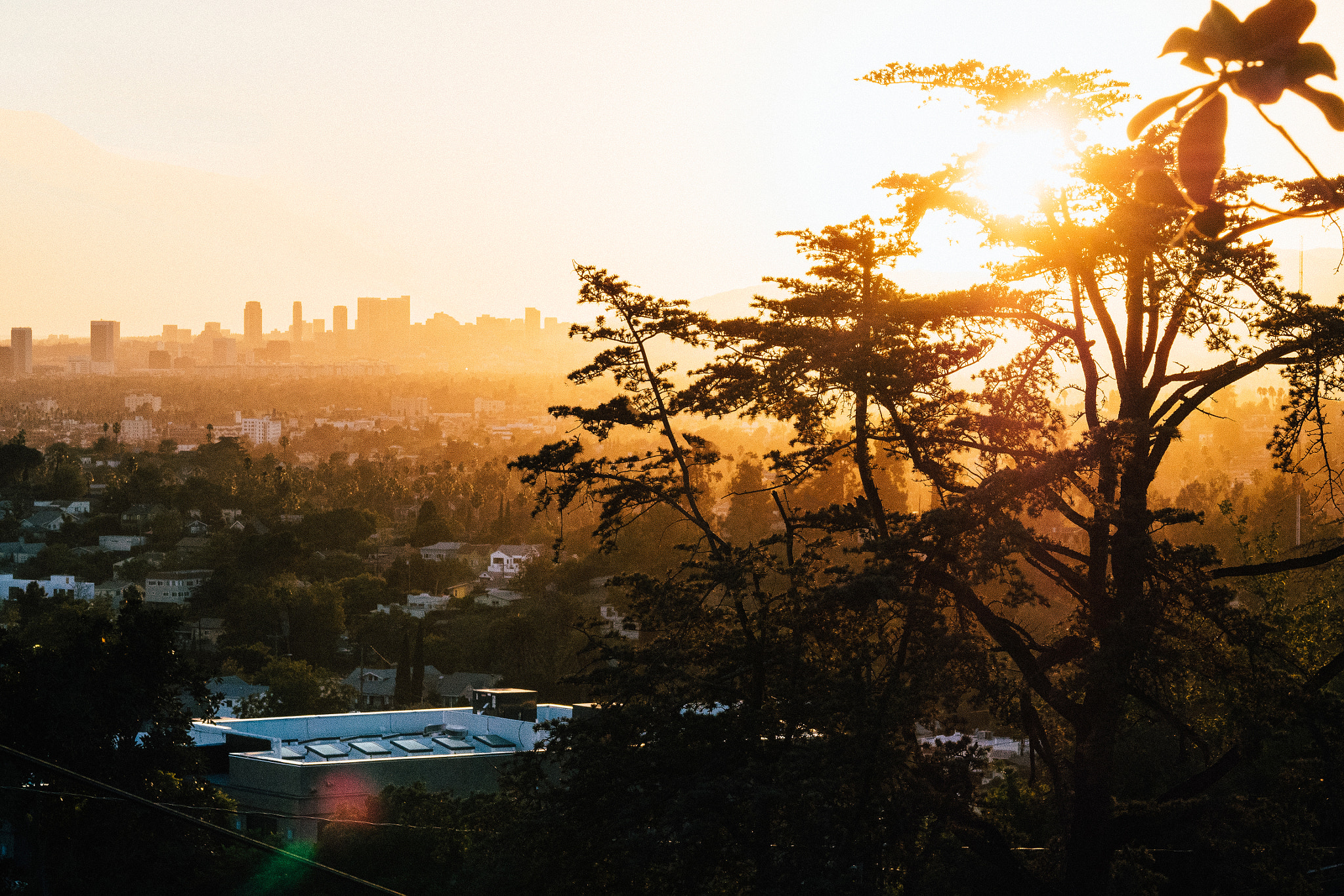 Olympus OM-D E-M5 II + Sigma 60mm F2.8 DN Art sample photo. La sunset photography