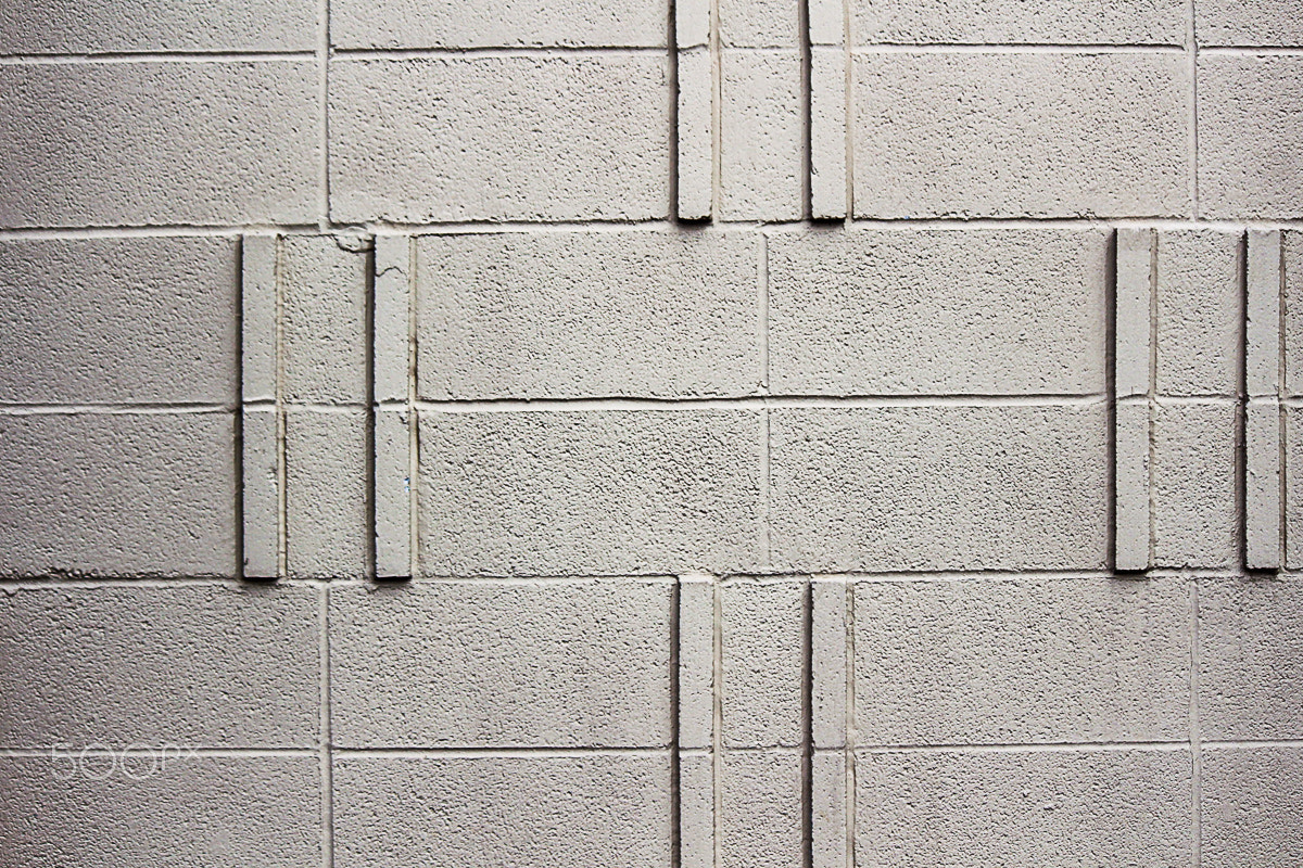 Canon EOS 100D (EOS Rebel SL1 / EOS Kiss X7) sample photo. White minimal wall on building photography
