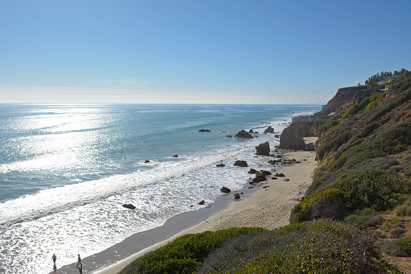 Nikon D7100 + AF Nikkor 35mm f/2 sample photo. El matador photography