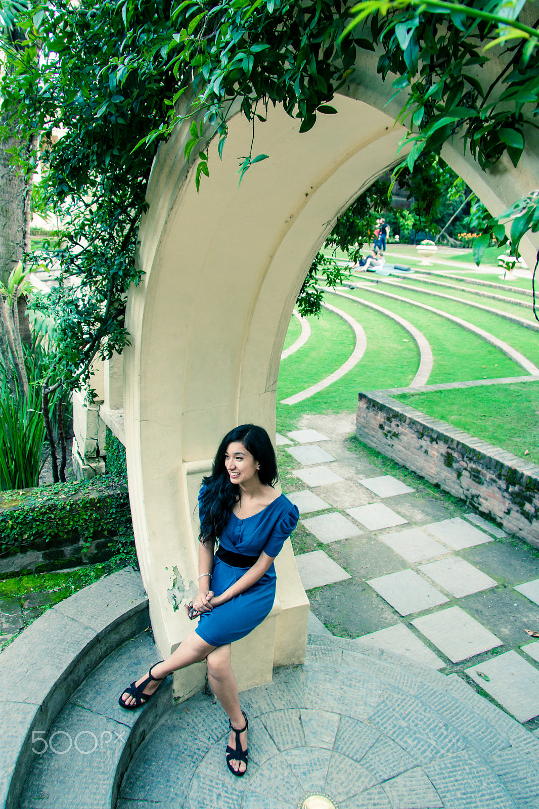 Canon EF-S 17-85mm F4-5.6 IS USM sample photo. Her photography