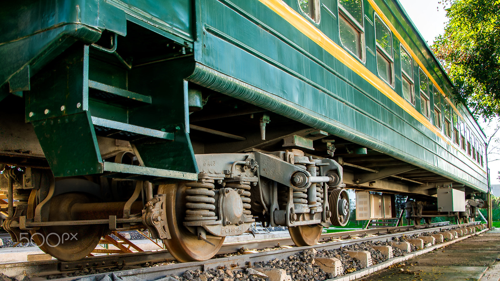 Canon EOS 70D sample photo. The green train in the school. photography