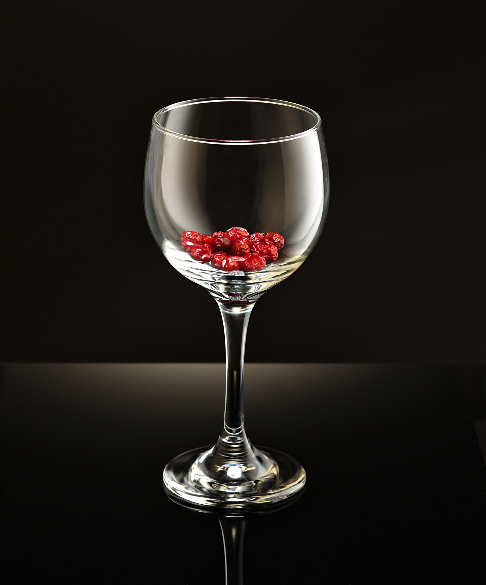 ZEISS Makro-Planar T* 100mm F2 sample photo. Chiltepin in wine glass photography