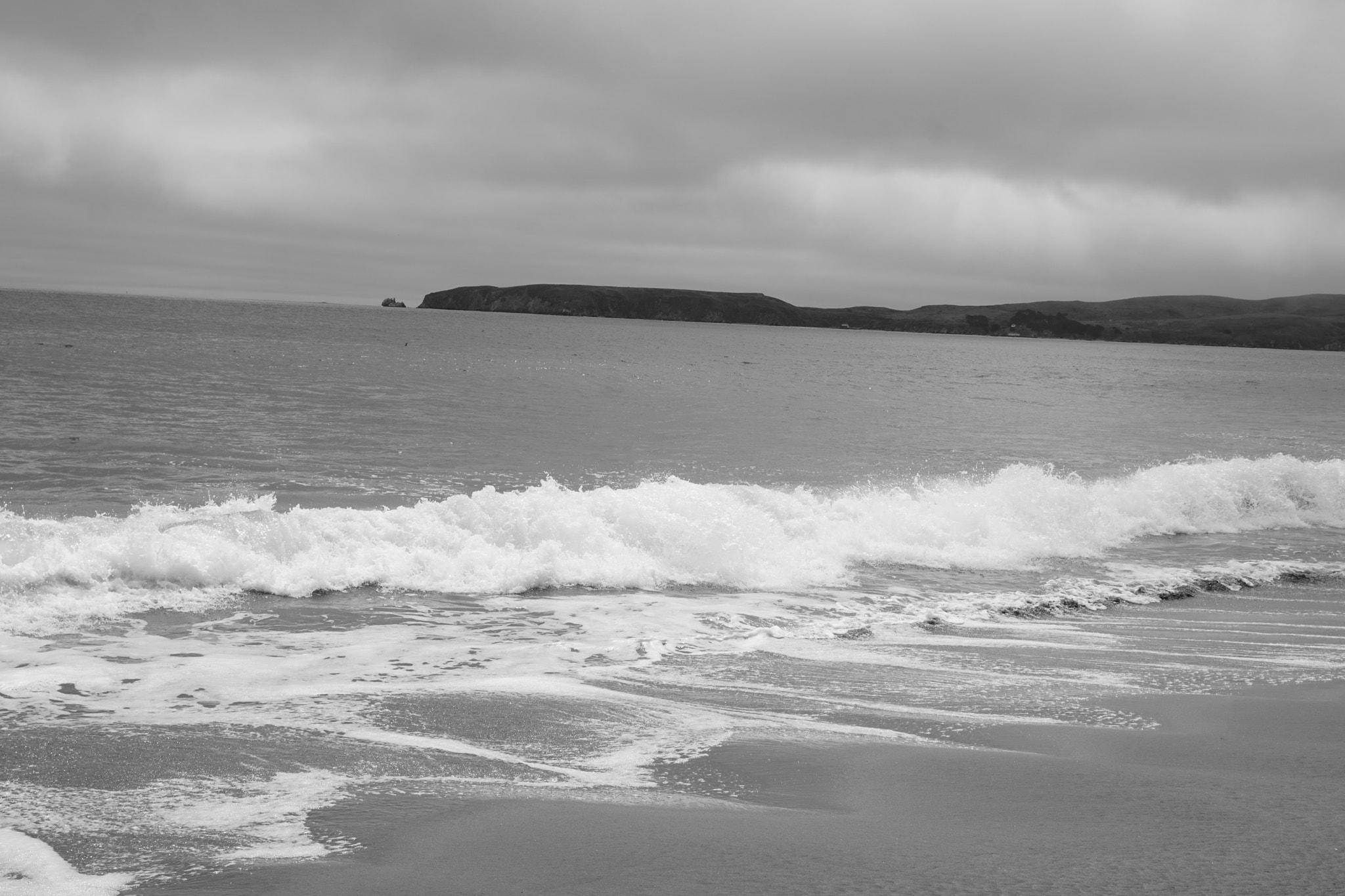 Sony a6000 + Sony Vario-Tessar T* E 16-70mm F4 ZA OSS sample photo. Drake's beach photography