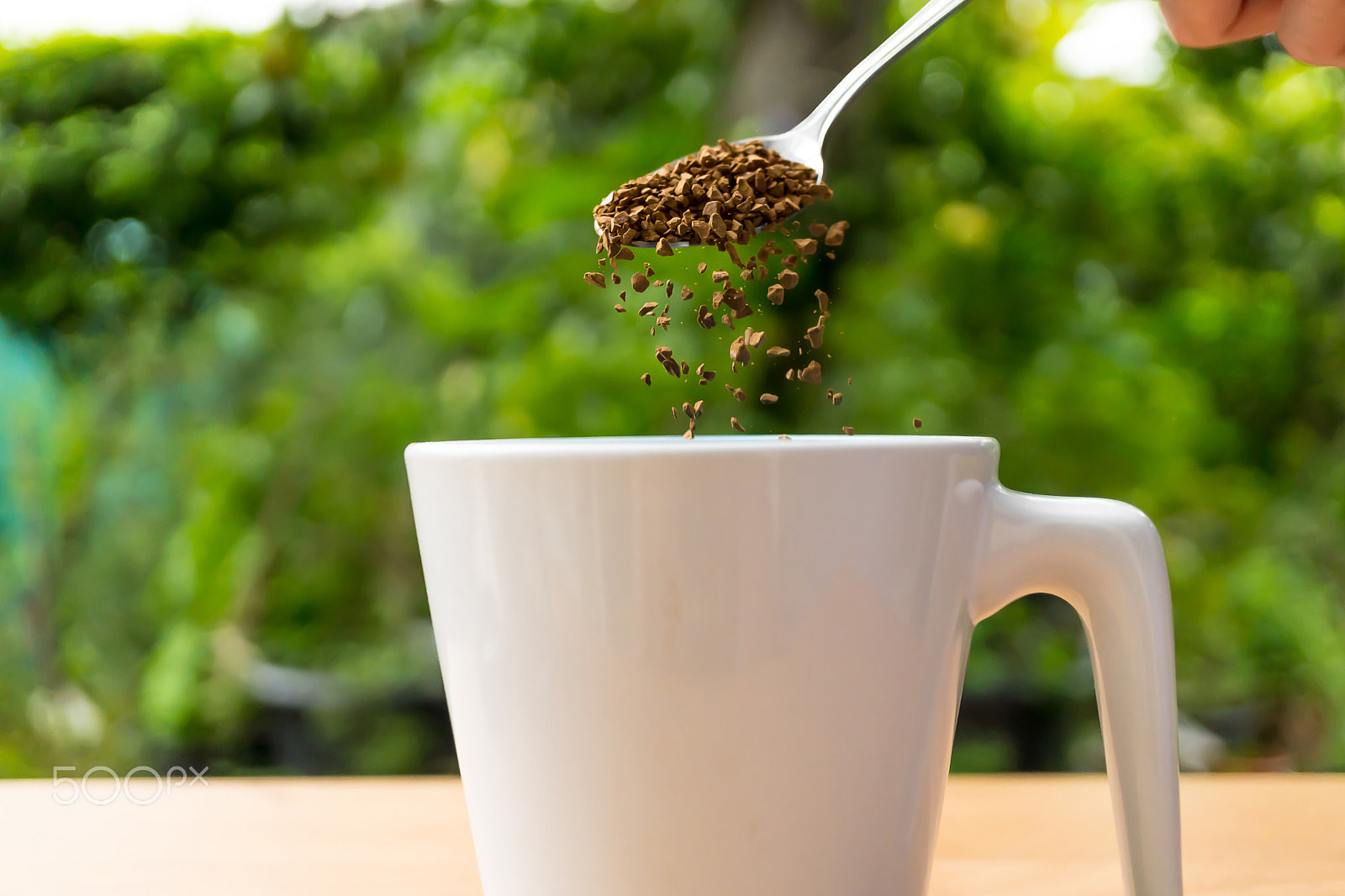 Sony a6300 + Sony E 30mm F3.5 Macro sample photo. Hand with spoon put coffee in a cup photography