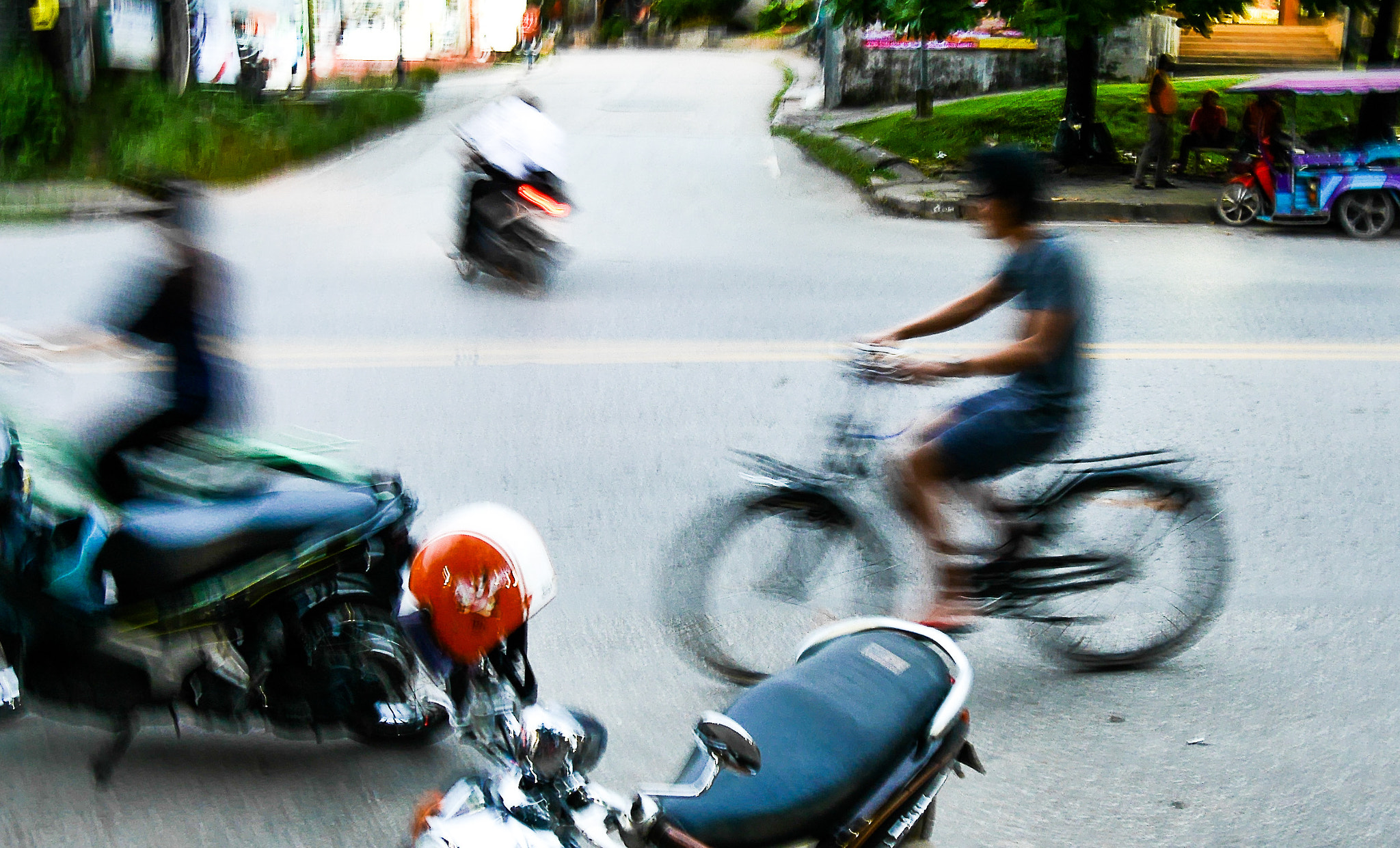 Panasonic Lumix DMC-GX7 sample photo. Thailand traffic photography