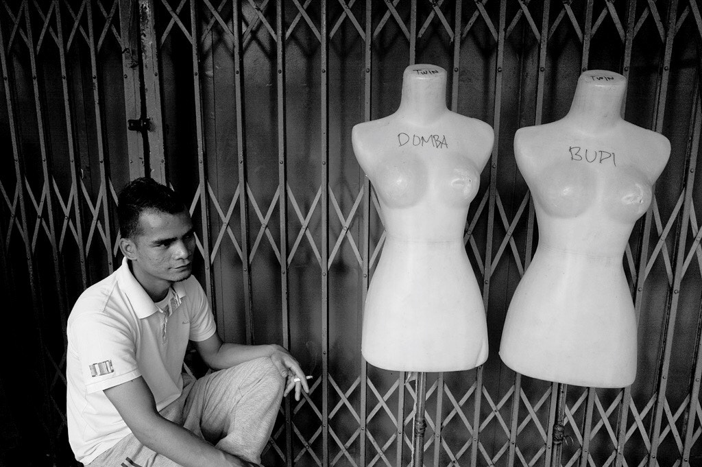 Leica M9 + Leica Elmarit-M 24mm F2.8 ASPH sample photo. Taken around pasar baru bandung photography