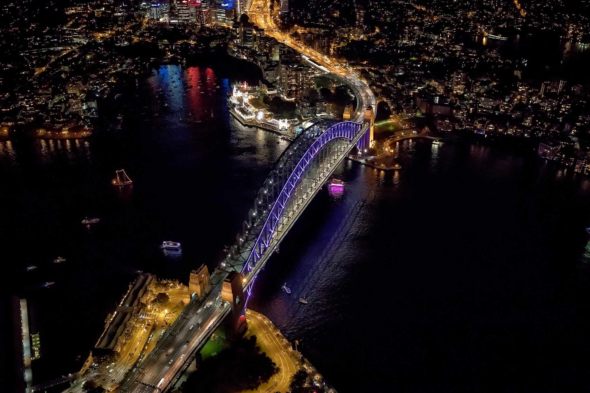 Canon EF 35mm F1.4L II USM sample photo. Vivid sydney - harbour bridge photography