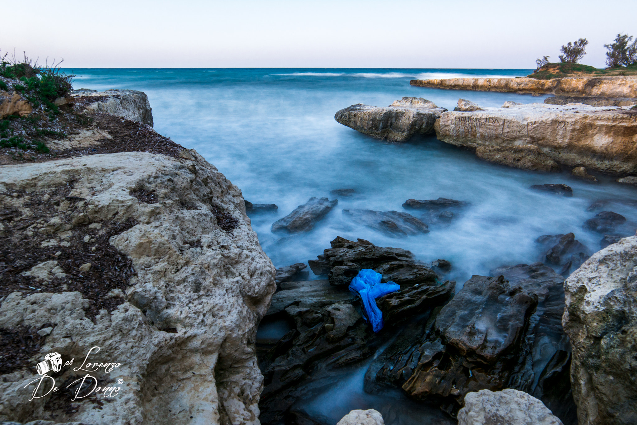 Samyang 14mm F2.8 ED AS IF UMC sample photo. White spume photography