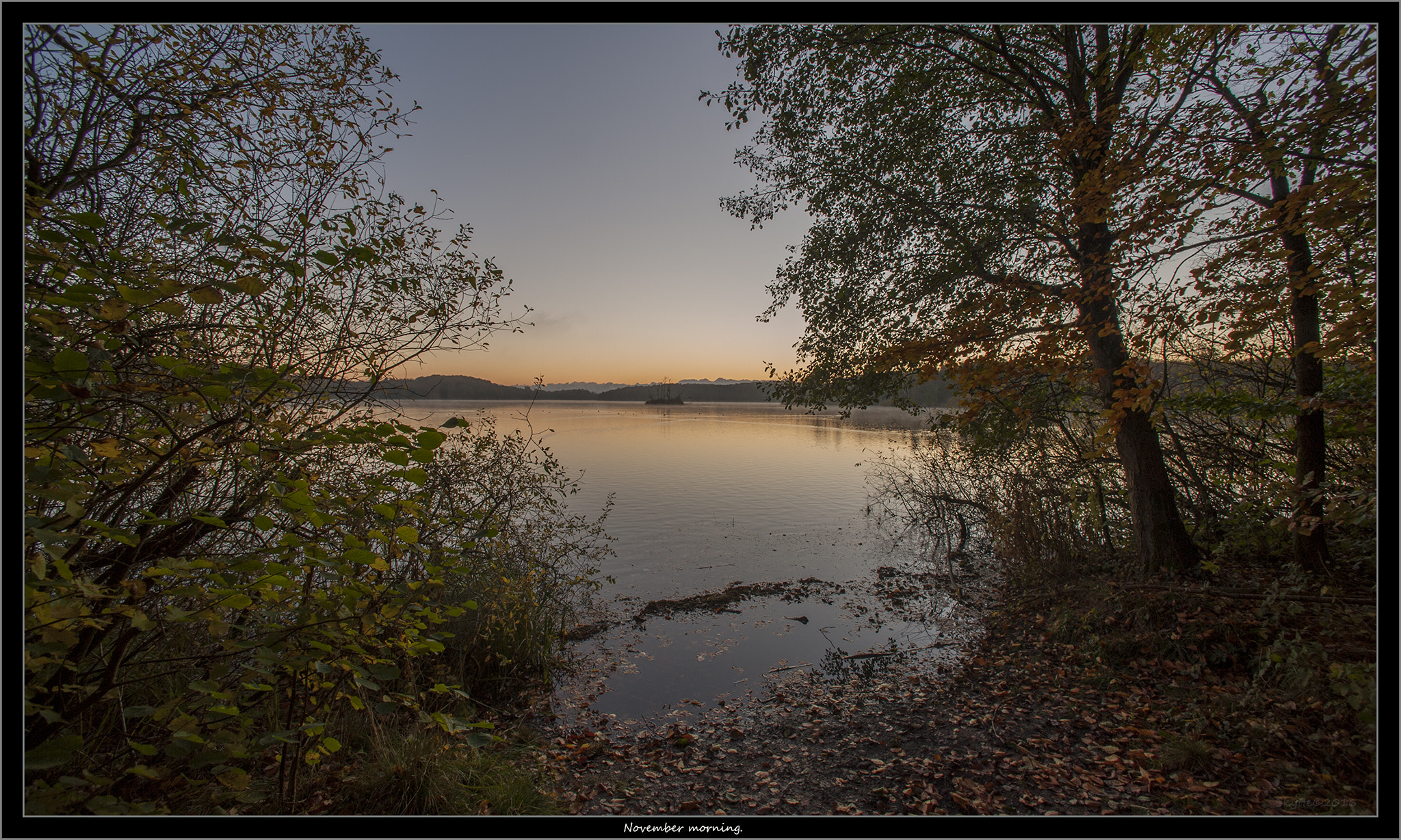 Nikon D3 + Nikon AF Nikkor 14mm F2.8D ED sample photo. Sunrise in november. photography