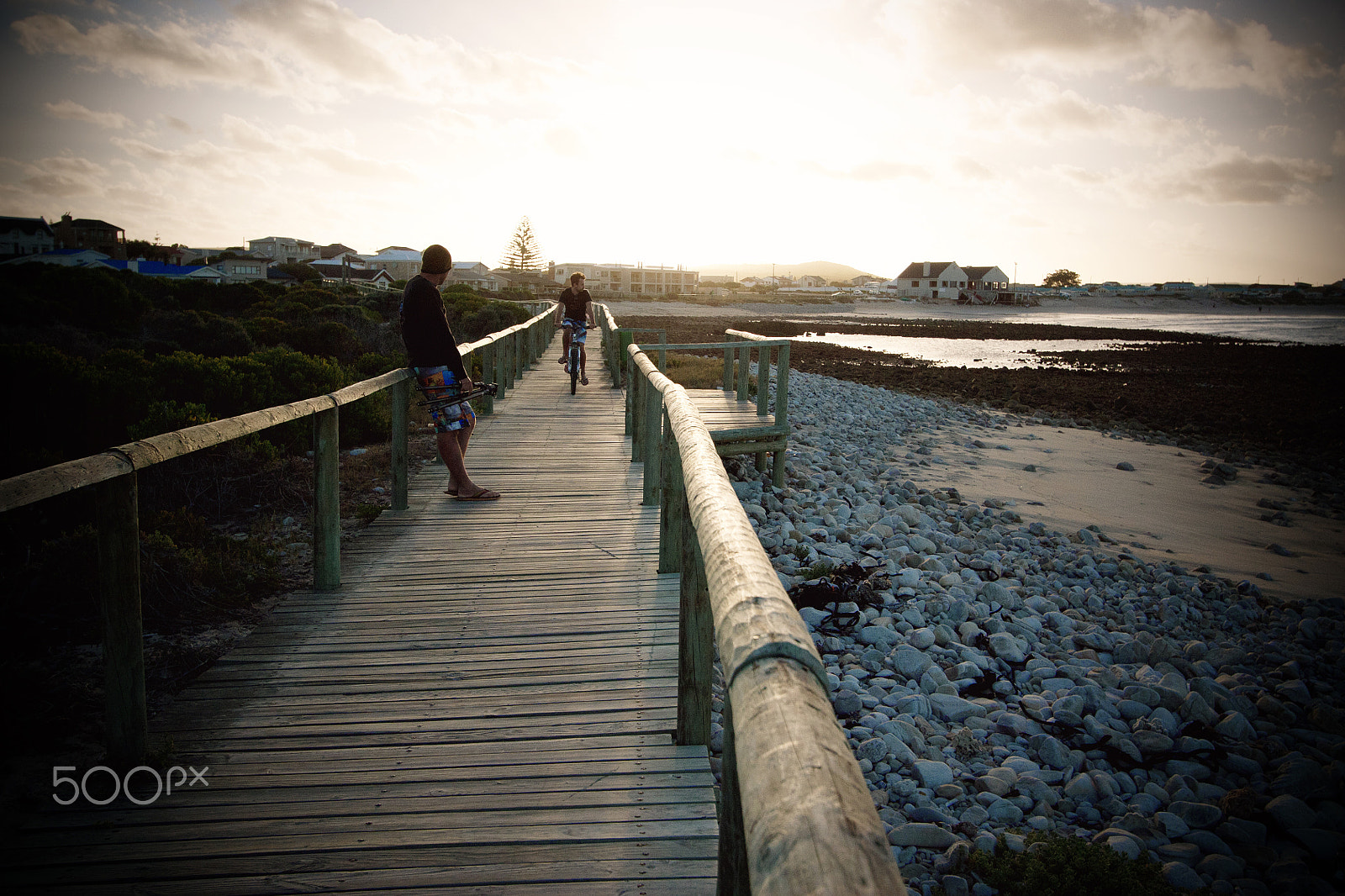 Canon EF-S 10-22mm F3.5-4.5 USM sample photo. Struisbaai walkway photography