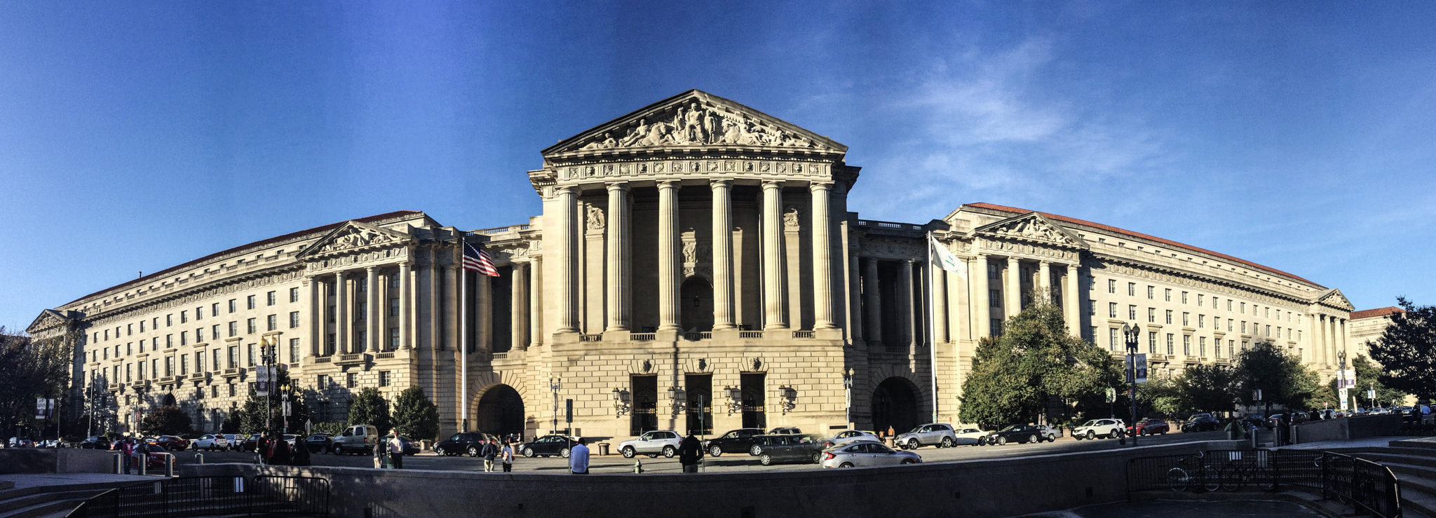 iPad Air 2 back camera 3.3mm f/2.4 sample photo. Img photography