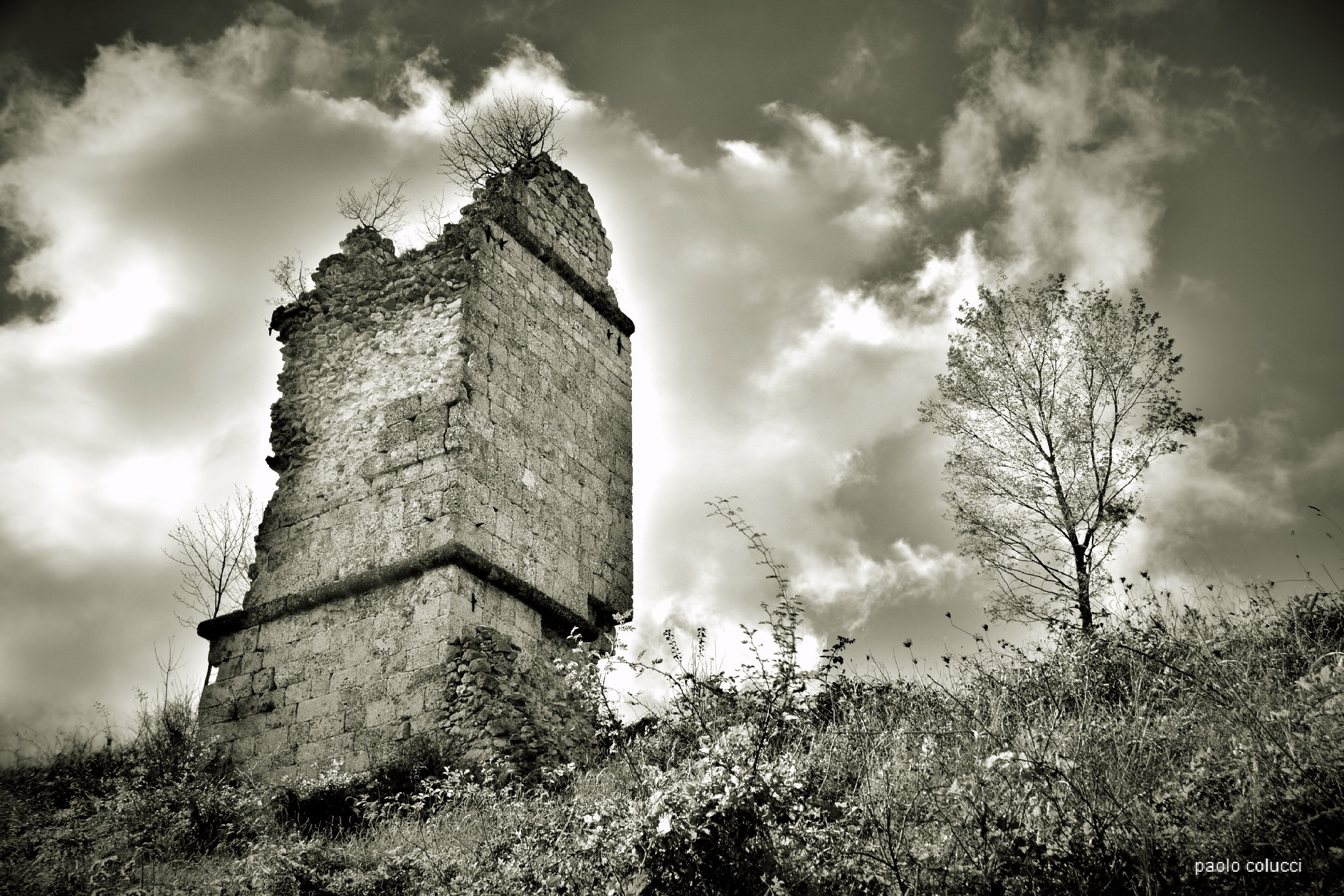 Nikon D5200 + Sigma 18-200mm F3.5-6.3 II DC OS HSM sample photo. Frattura vecchia (scanno aq) photography