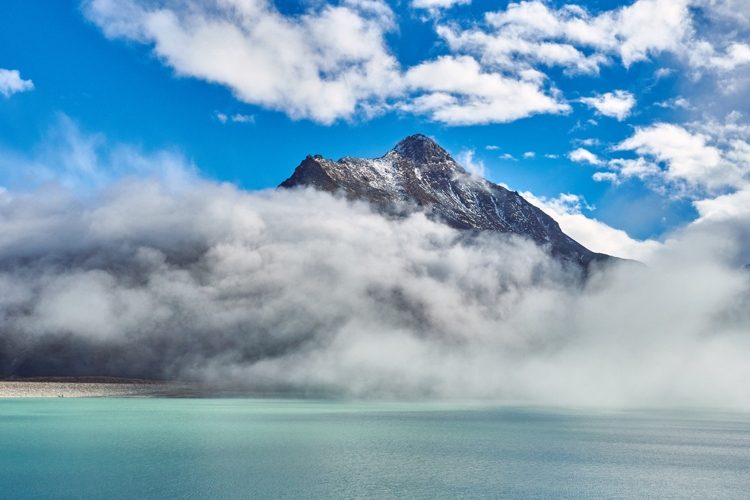 Olympus PEN-F sample photo. Creeping fog on silvretta lake photography