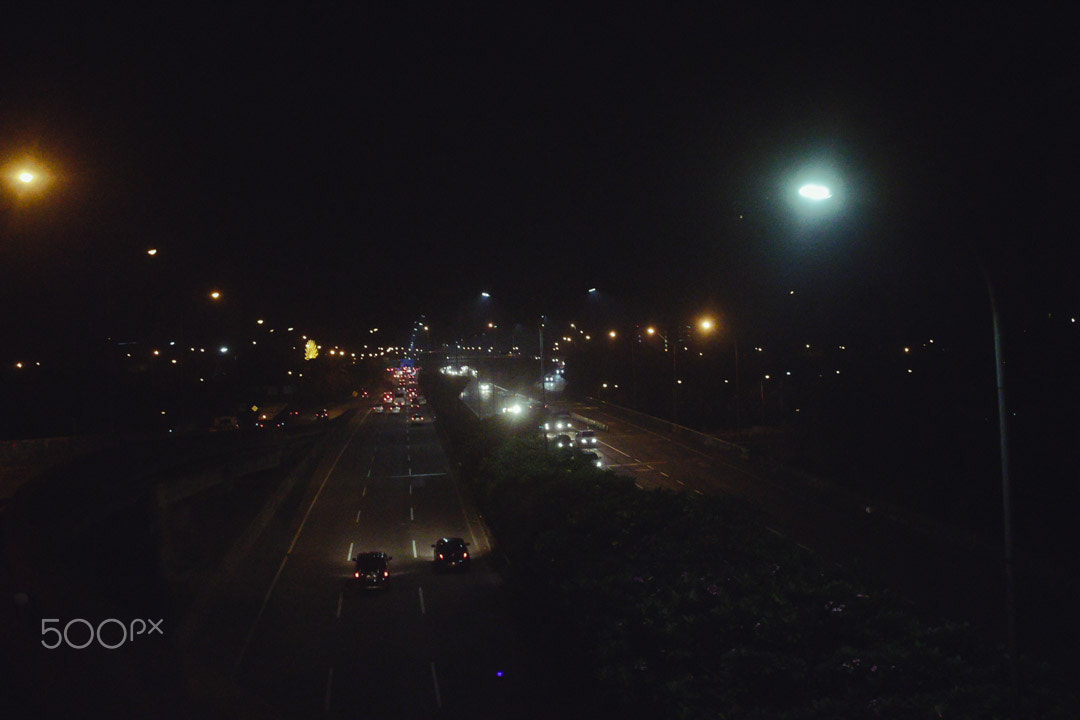 Canon EF-S 24mm F2.8 STM sample photo. Perjalanan malam photography