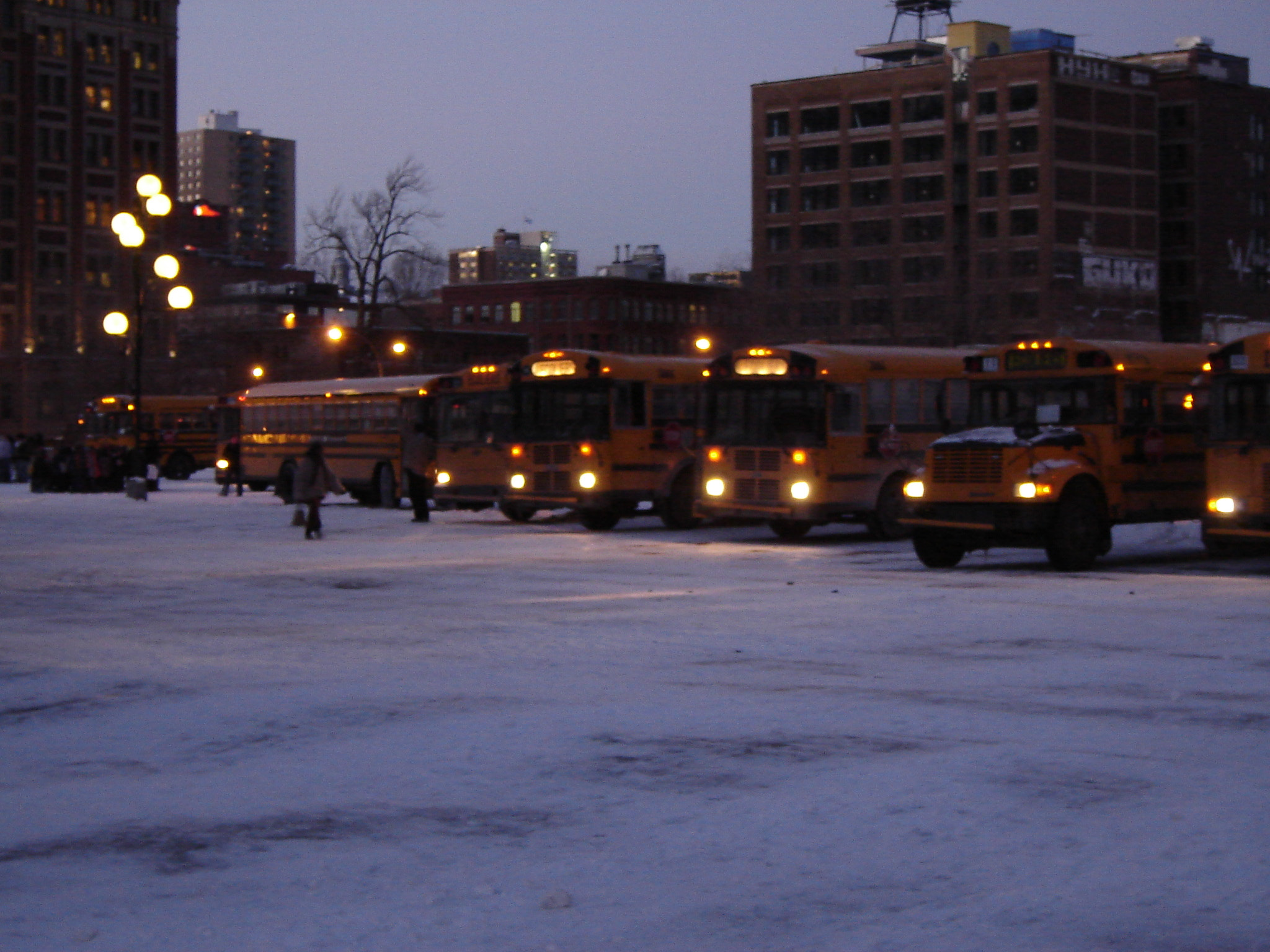 Sony DSC-S90 sample photo. Montréal, place des arts photography