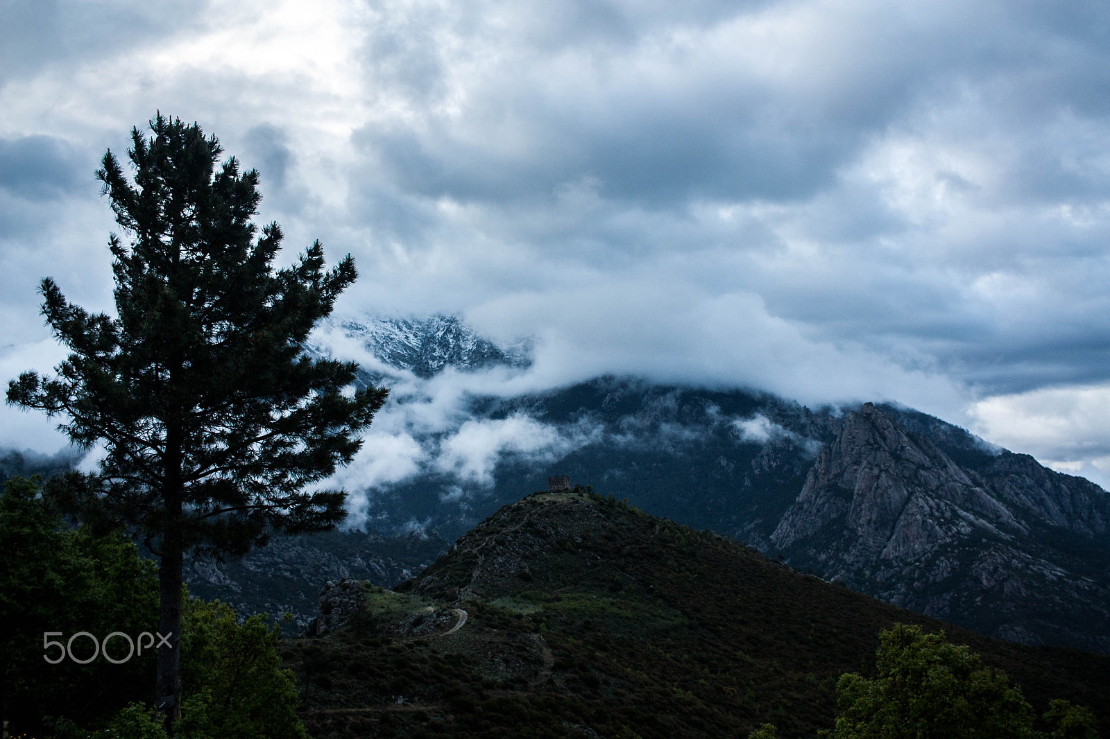 Canon EF-S 24mm F2.8 STM sample photo. Life in motion photography