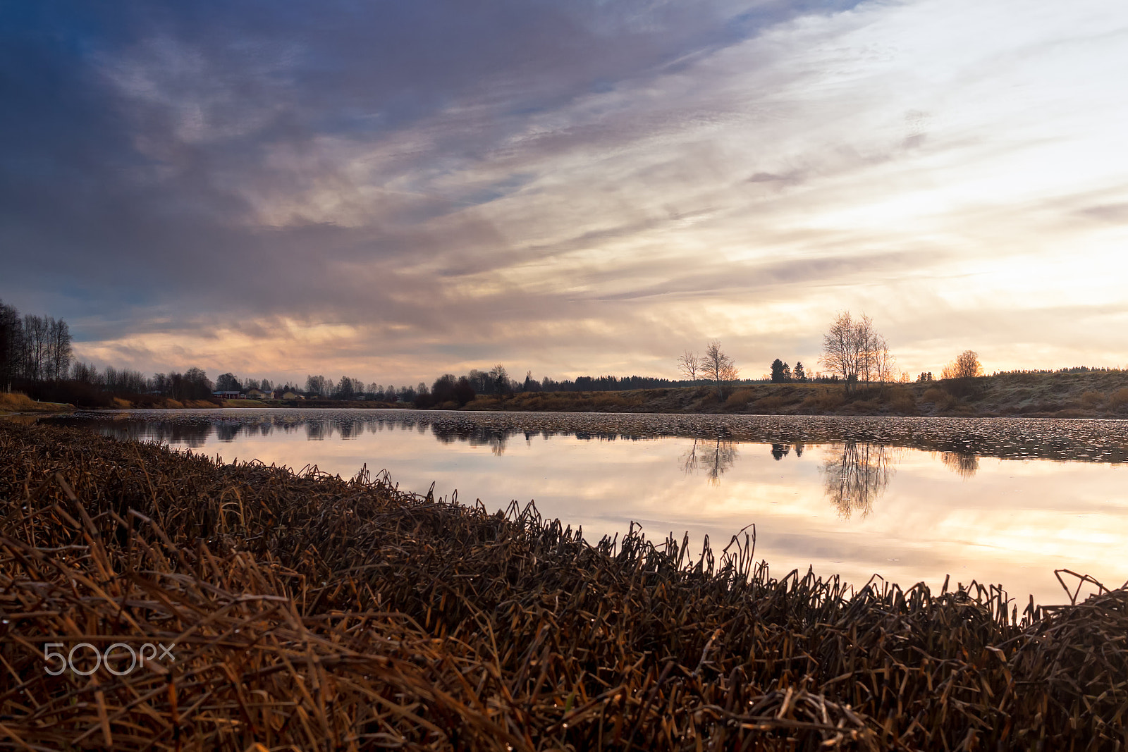 Canon EF-S 24mm F2.8 STM sample photo. River on the autumn morning photography