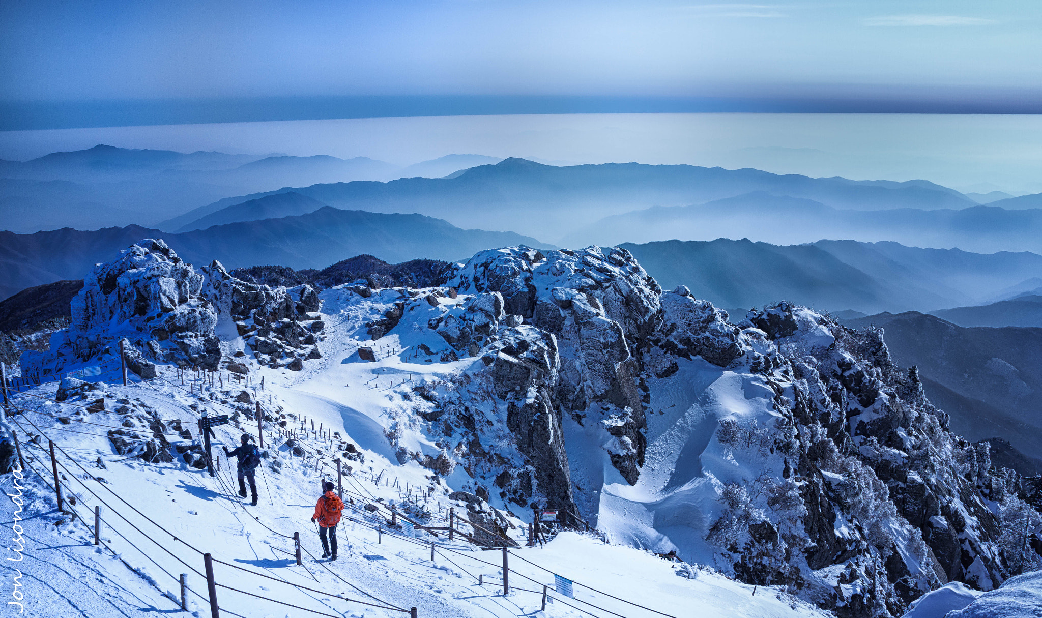 Canon EOS 7D sample photo. Blue hour at second highest mountain in skorea photography