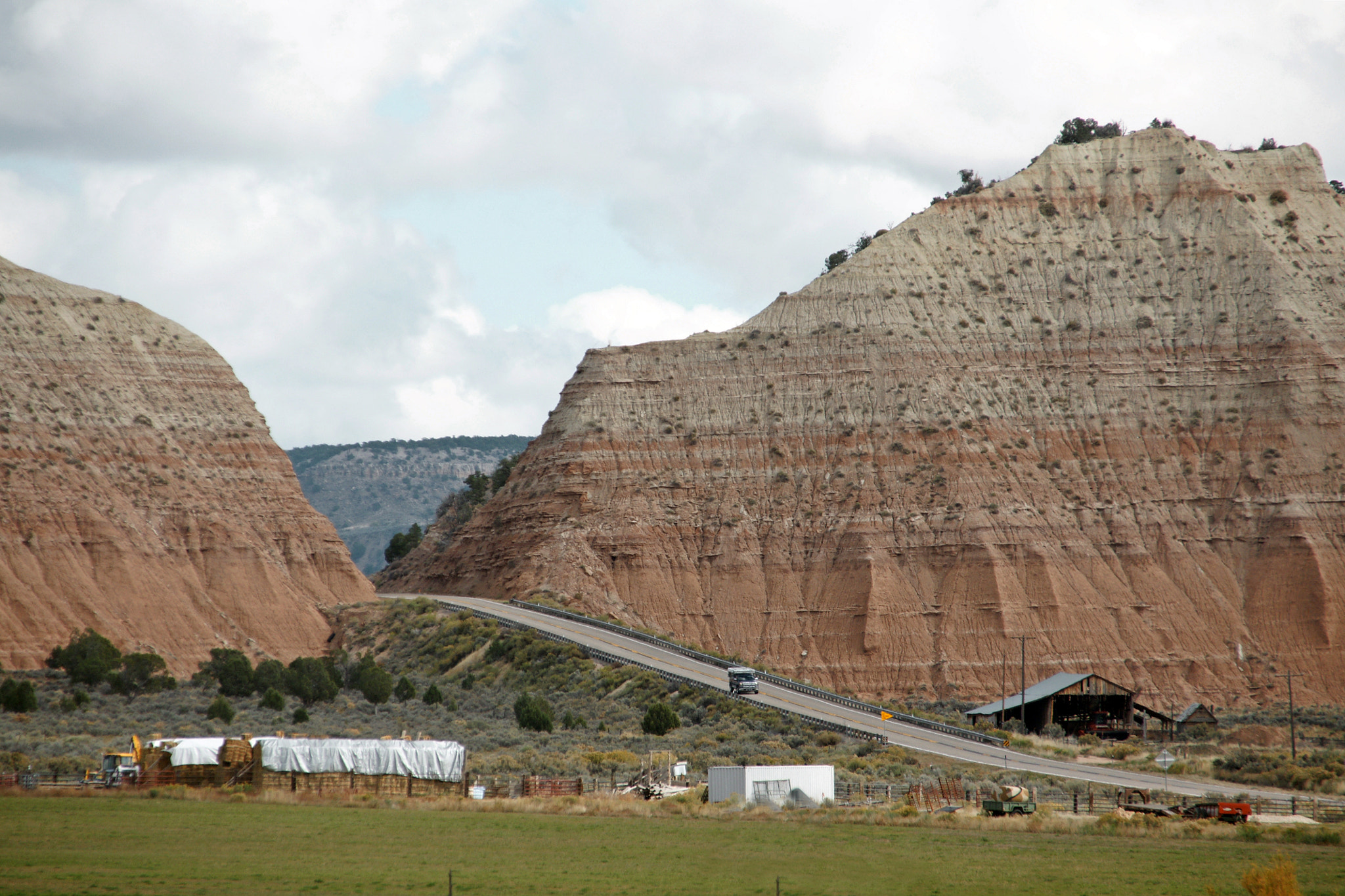 Sony Alpha DSLR-A700 sample photo. Scenic byway 12 photography