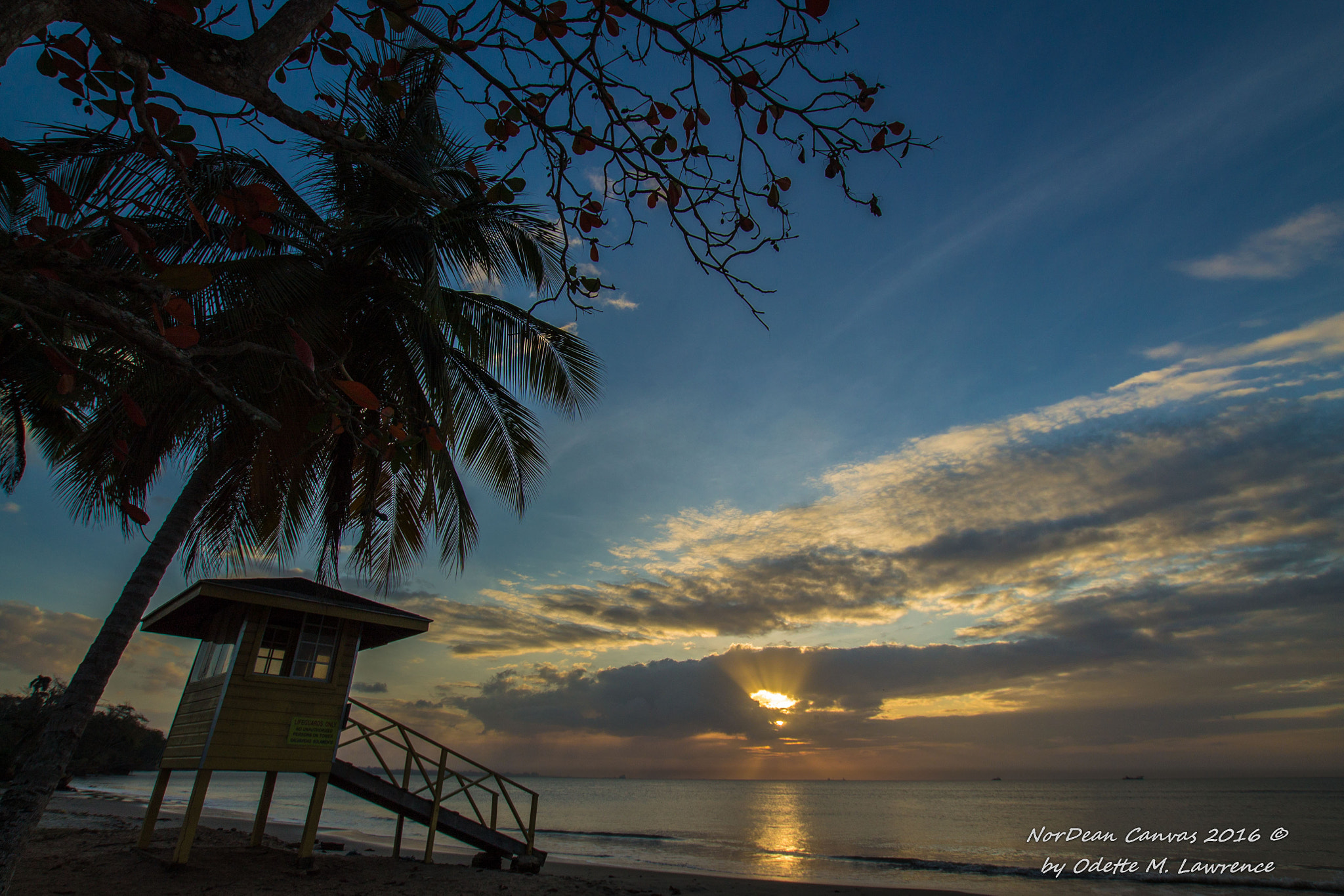 Sigma 10-20mm F3.5 EX DC HSM sample photo. Over the horizon photography