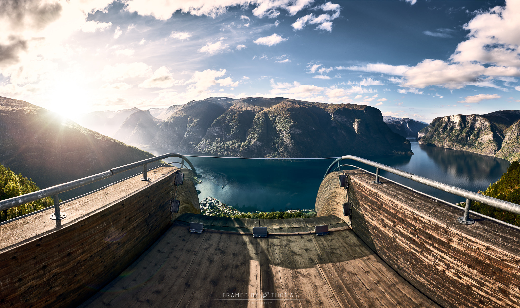Nikon AF-S Nikkor 16-35mm F4G ED VR sample photo. Stegastein viewpoint photography
