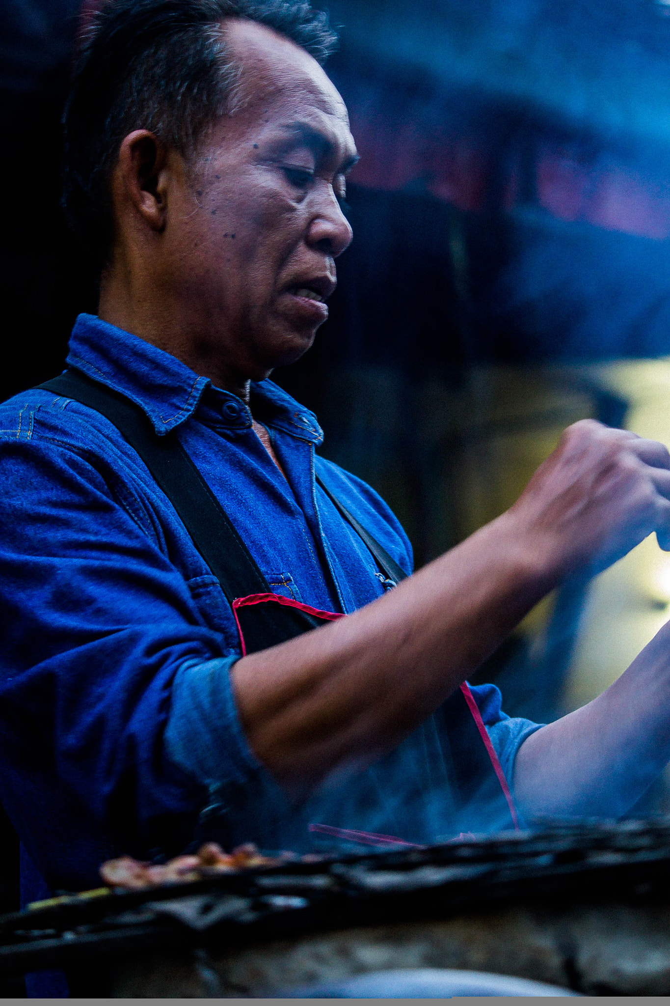 Canon EF-S 55-250mm F4-5.6 IS STM sample photo. Chinatown bangkok photography
