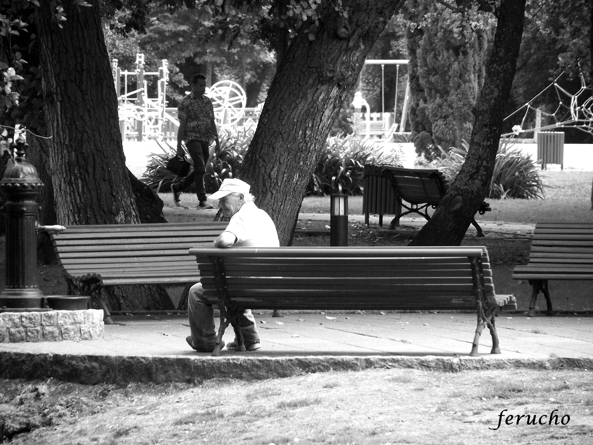 Kodak EASYSHARE Z710 ZOOM DIGITAL CAMERA sample photo. Descansando... photography