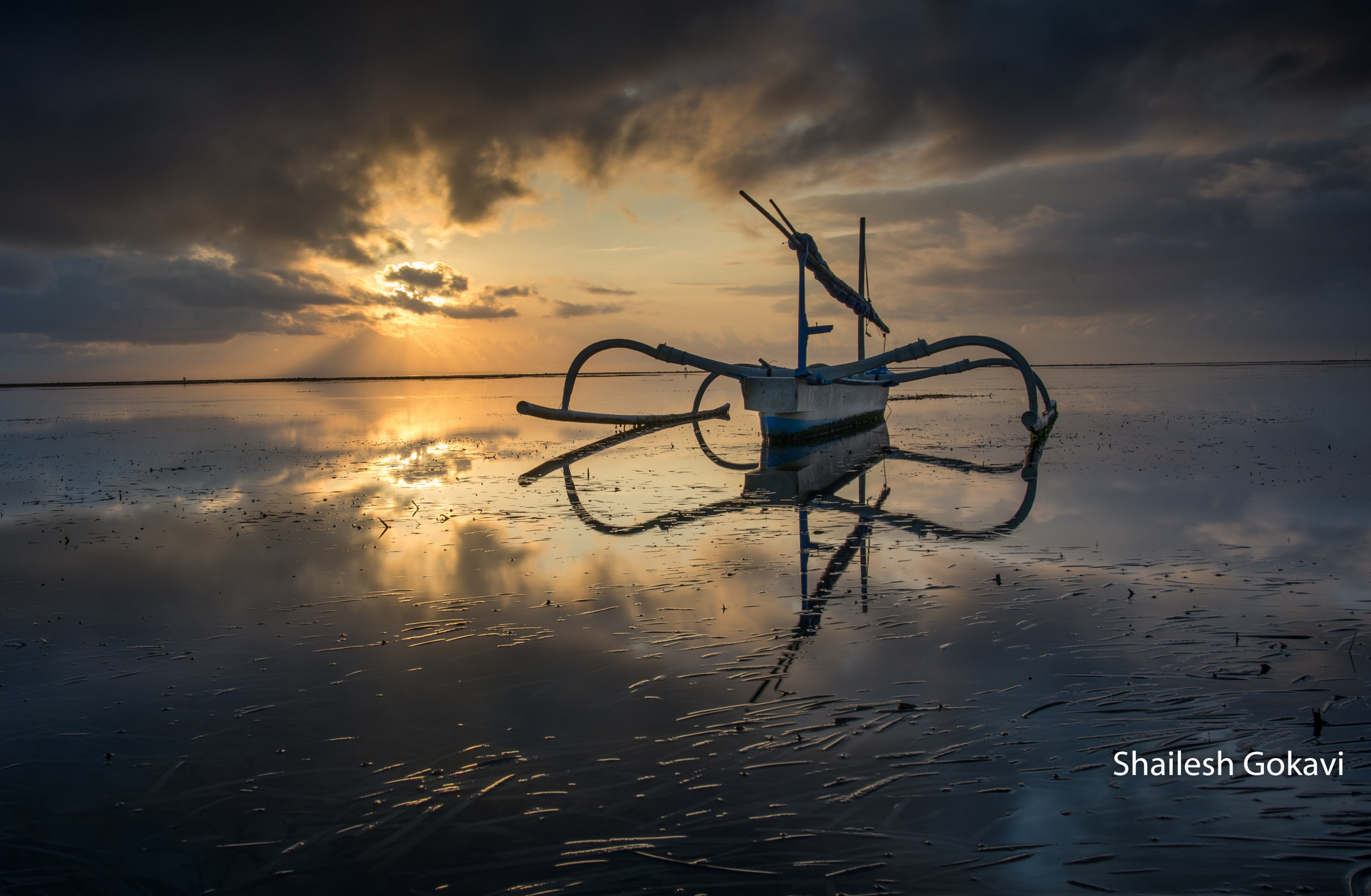 Sigma 17-35mm F2.8-4 EX DG  Aspherical HSM sample photo. Reflections of a sunrise.. photography