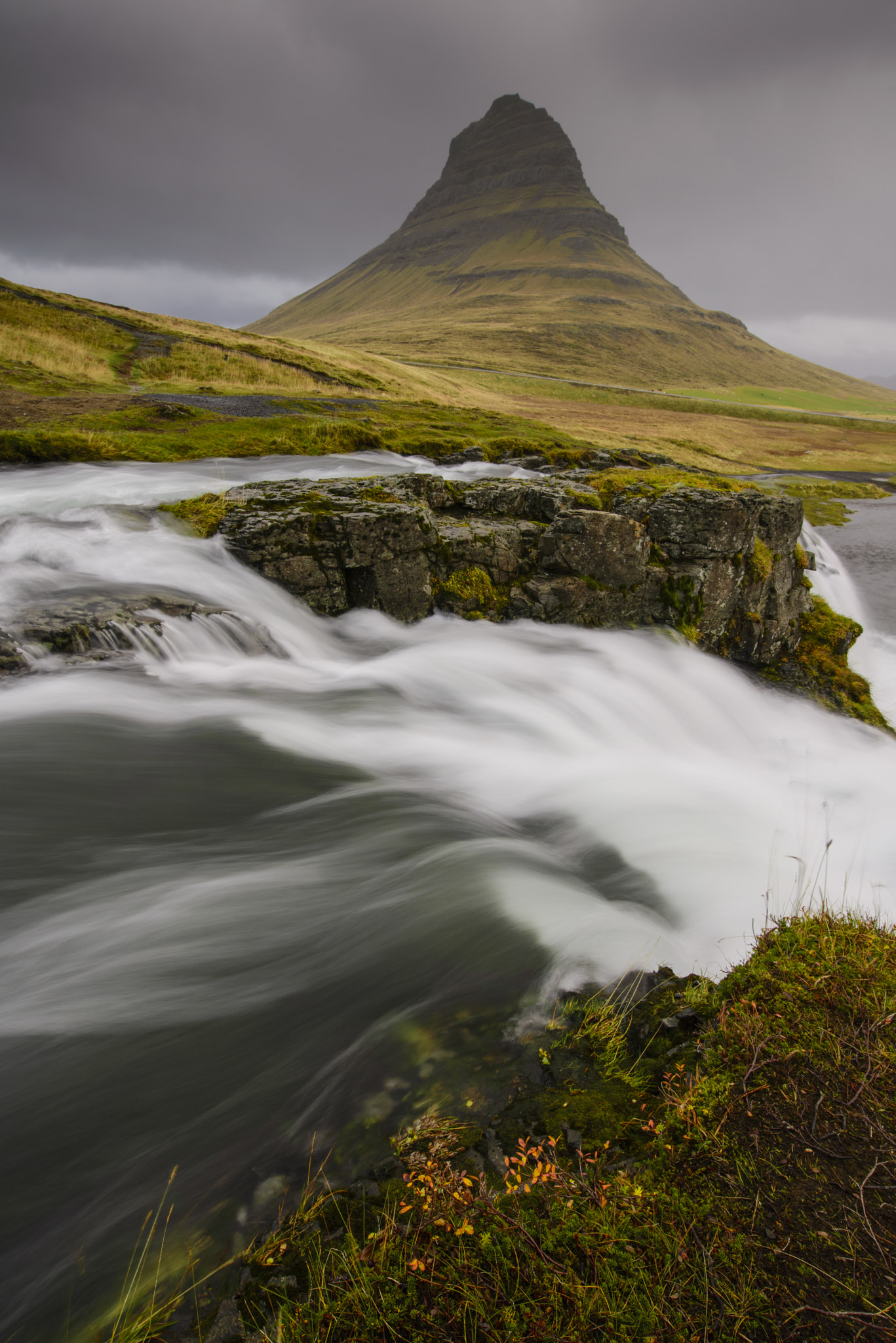 Nikon AF-S Nikkor 18-35mm F3.5-4.5G ED sample photo. Kirkjufellsfoss, iceland photography