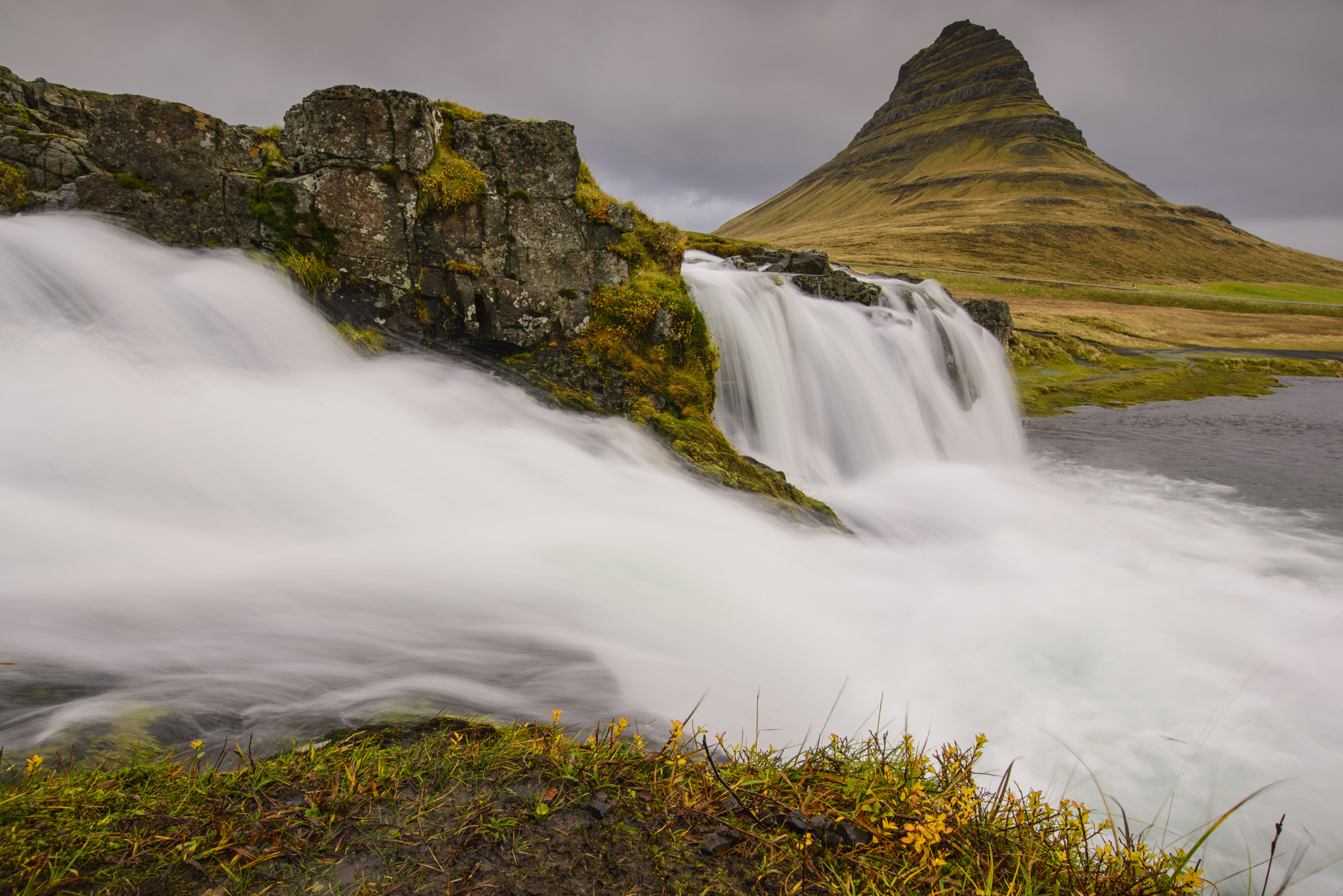 Nikon AF-S Nikkor 18-35mm F3.5-4.5G ED sample photo. Kirkjufellsfoss, iceland photography