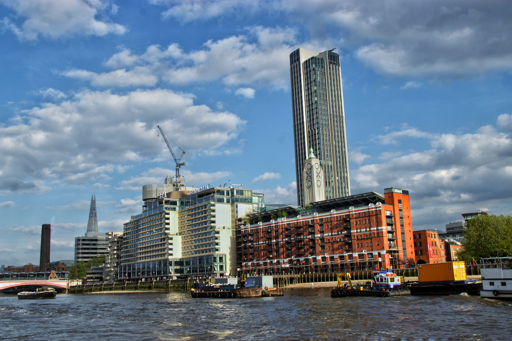 Canon 17-50mm sample photo. Londres desde el támesis photography