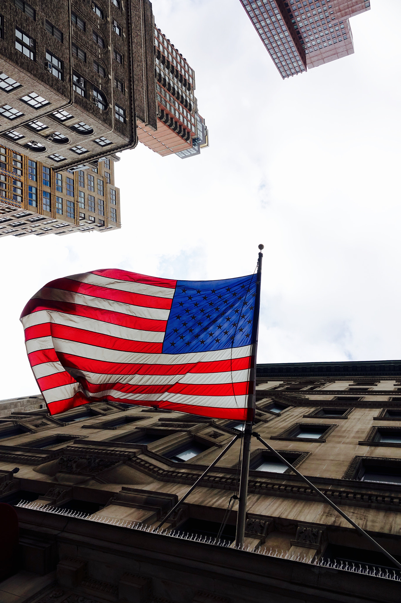 Sony 24-600mm F2.4-4.0 sample photo. Stars and stripes photography