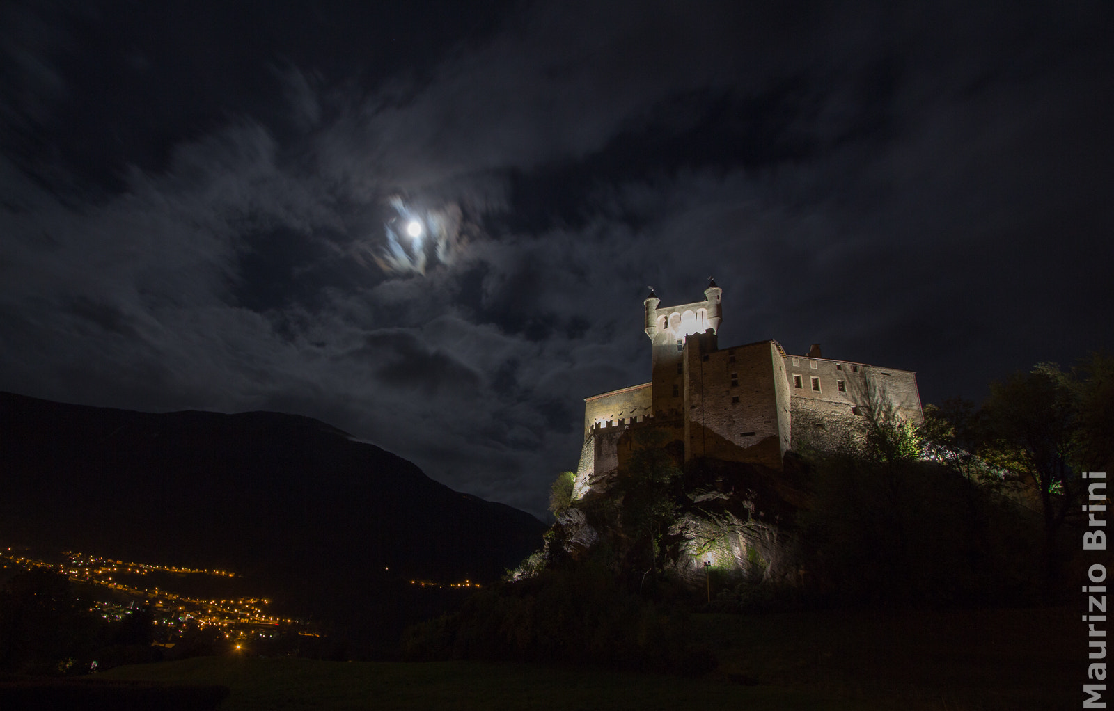 Canon EF-S 10-22mm F3.5-4.5 USM sample photo. Chateau de saint pierre photography