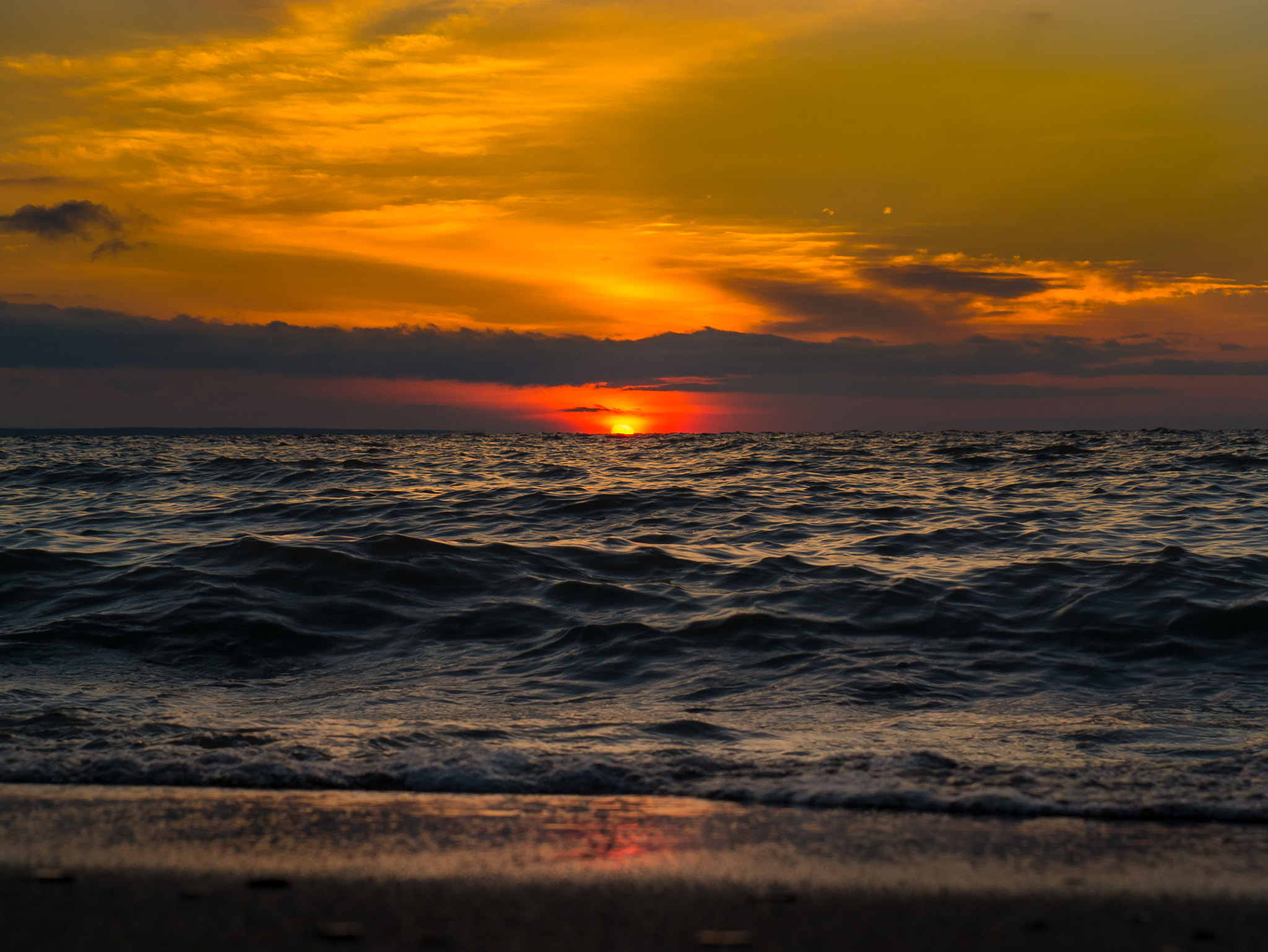 Panasonic Lumix DMC-GX7 sample photo. Wave photography