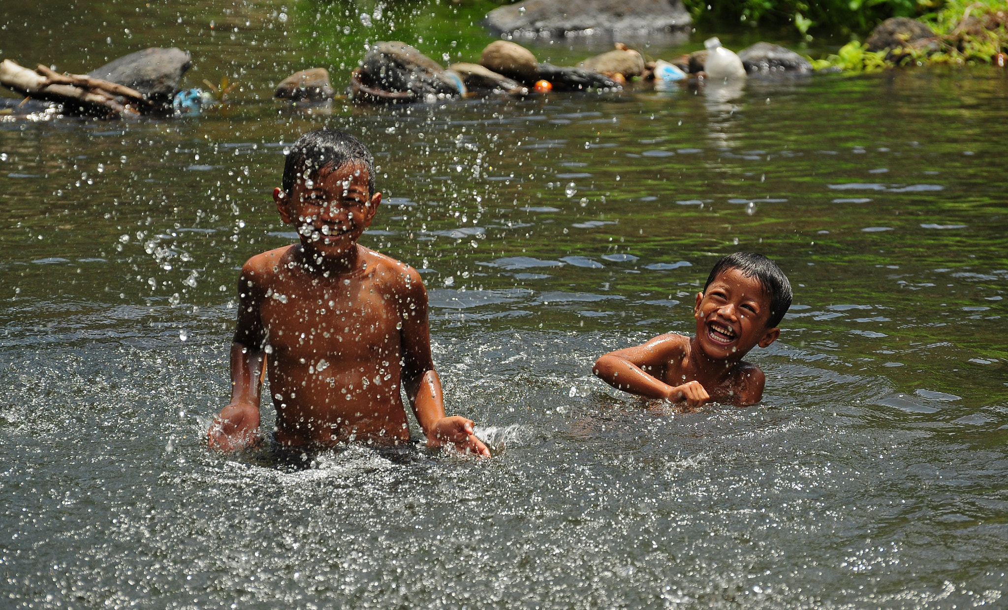 Nikon D5000 sample photo. Wet playground photography