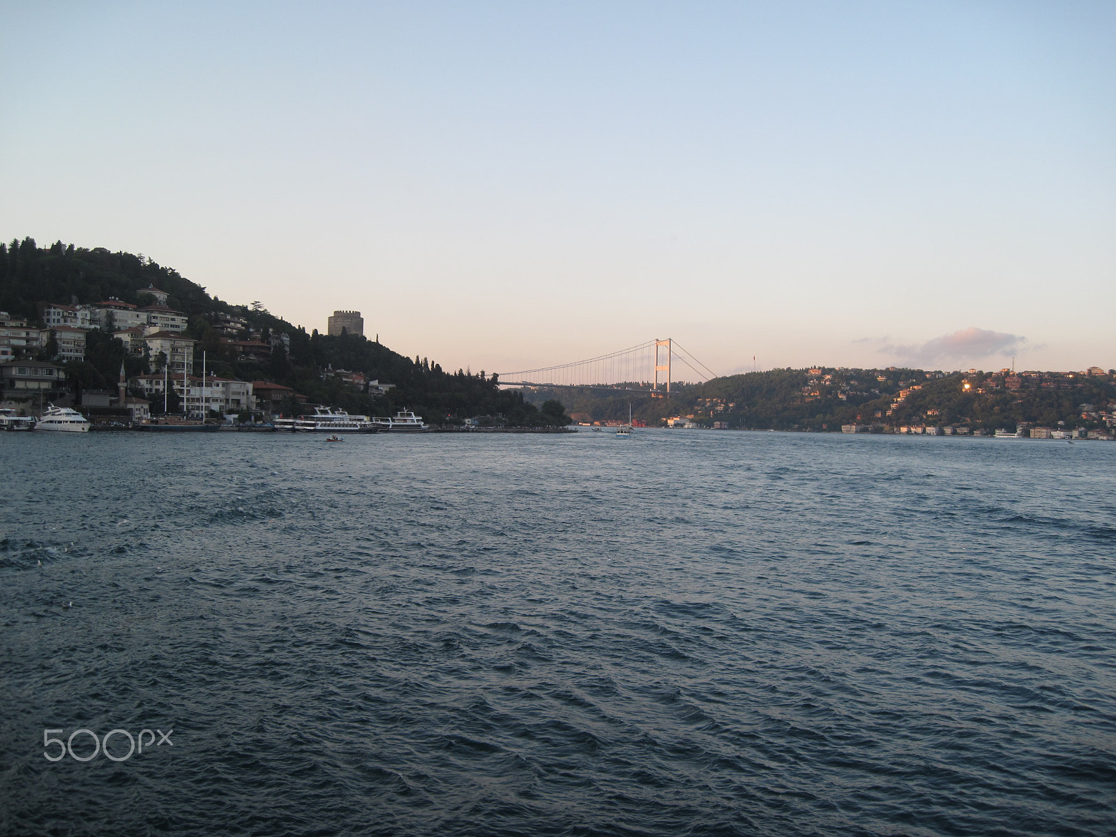 Canon PowerShot SD990 IS (Digital IXUS 980 IS / IXY Digital 3000 IS) sample photo. Beautifully bosphorus photography