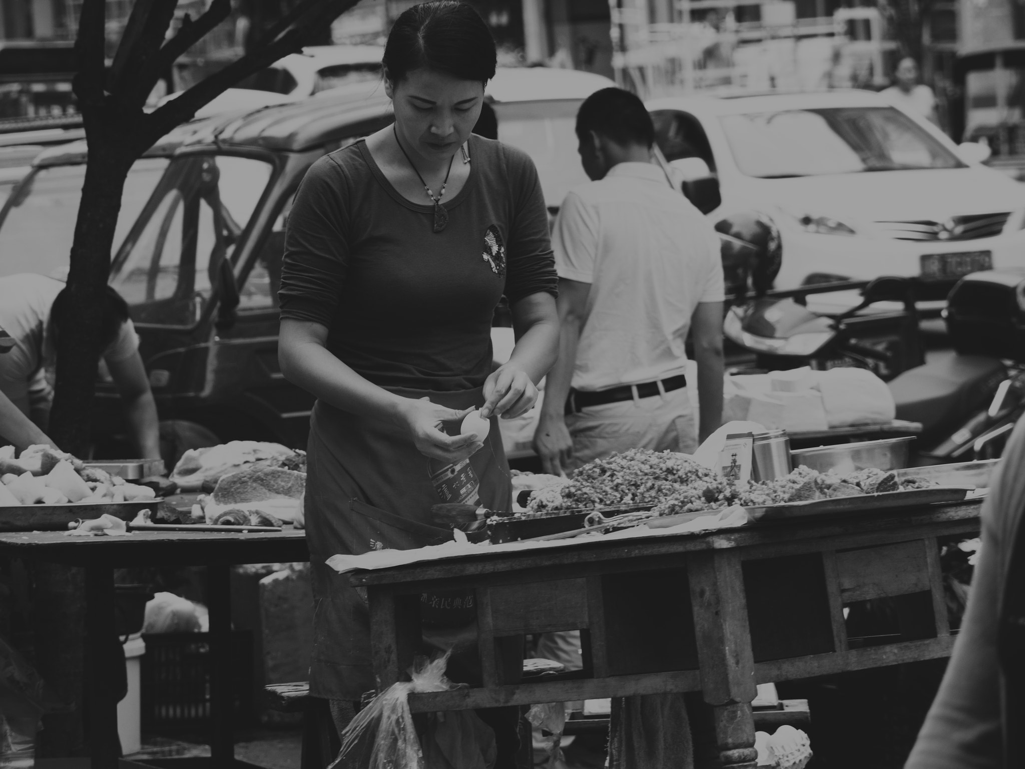 Olympus OM-D E-M5 sample photo. Work woman photography